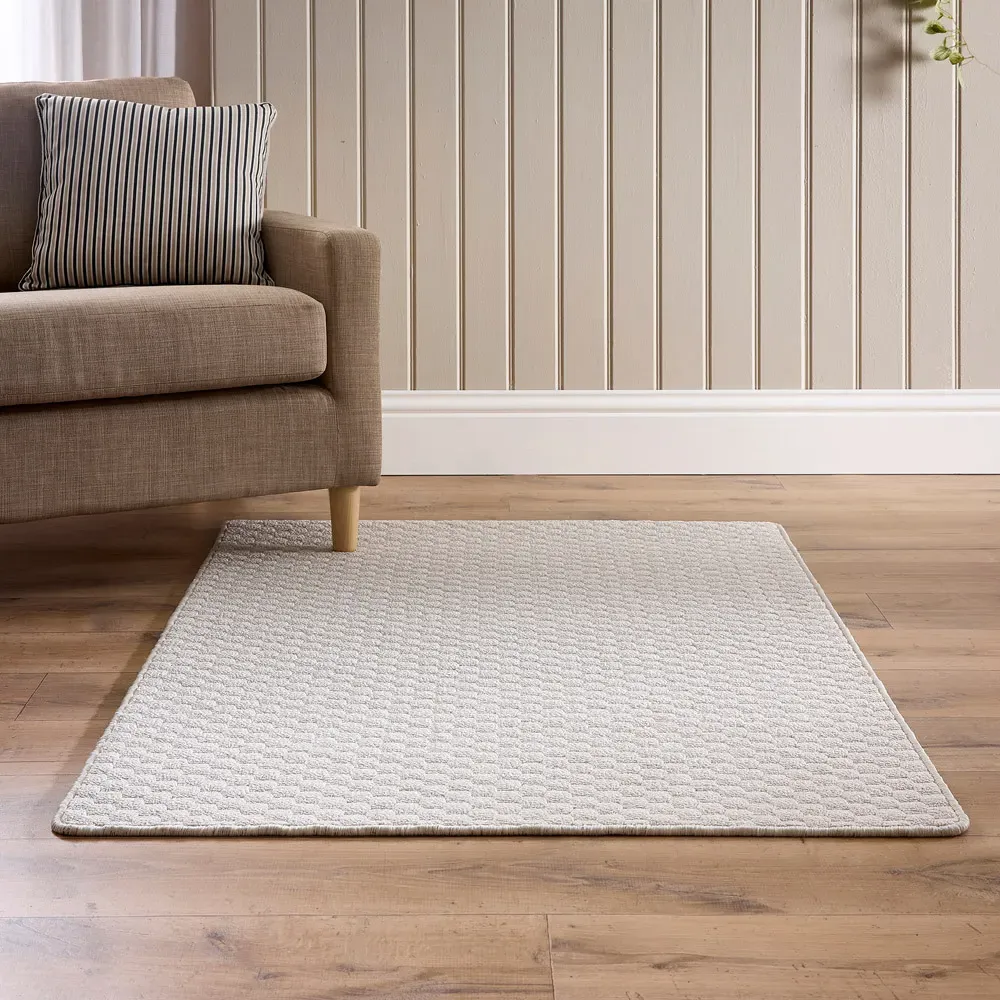 Sculptured Honeycomb Washable Rug - Ivory
