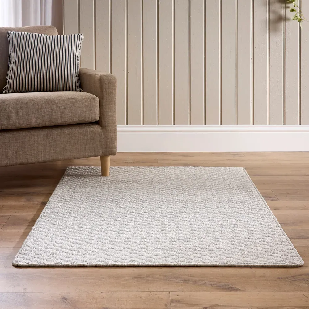 Sculptured Honeycomb Washable Rug - Ivory