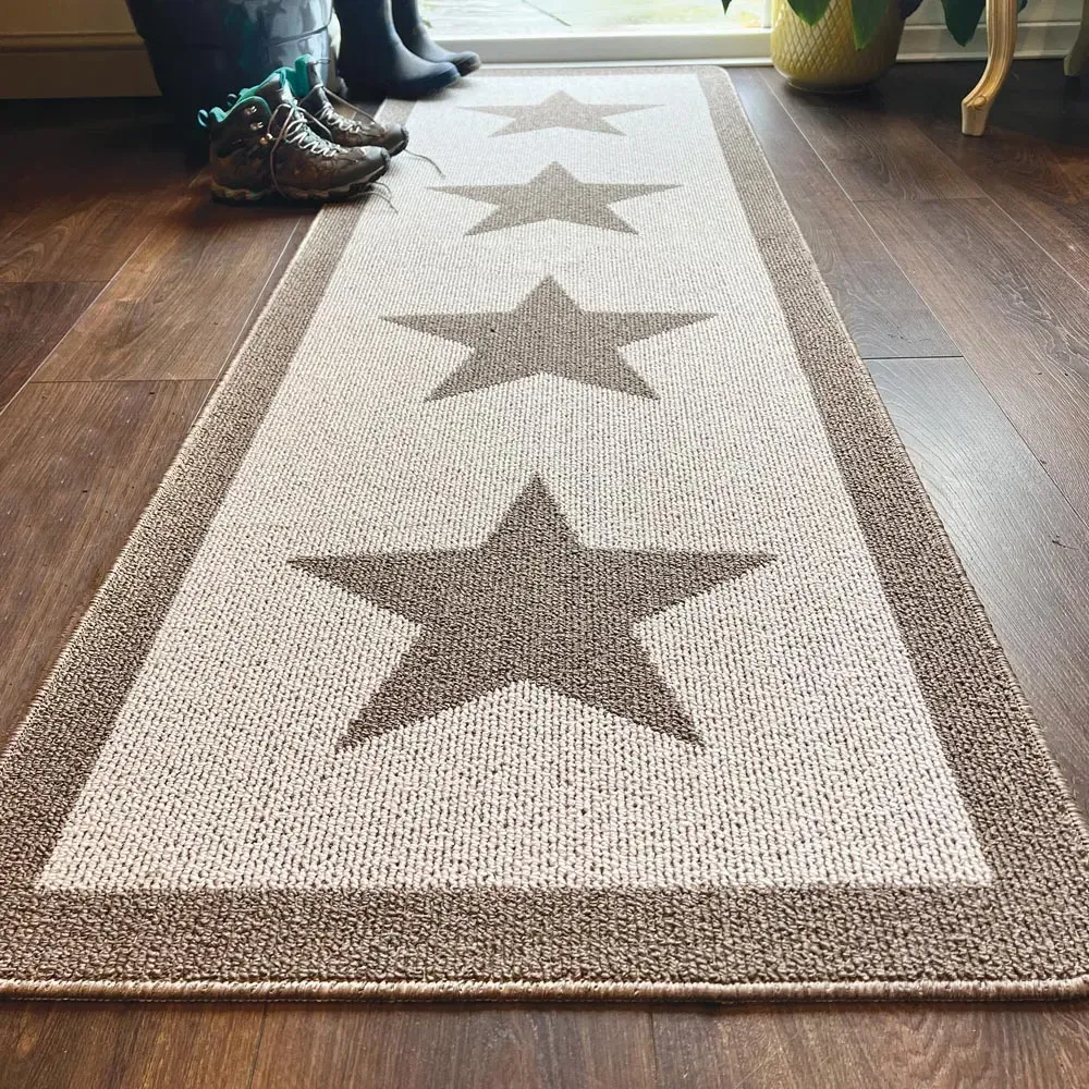 Star Stain Resistant Runner - Brown