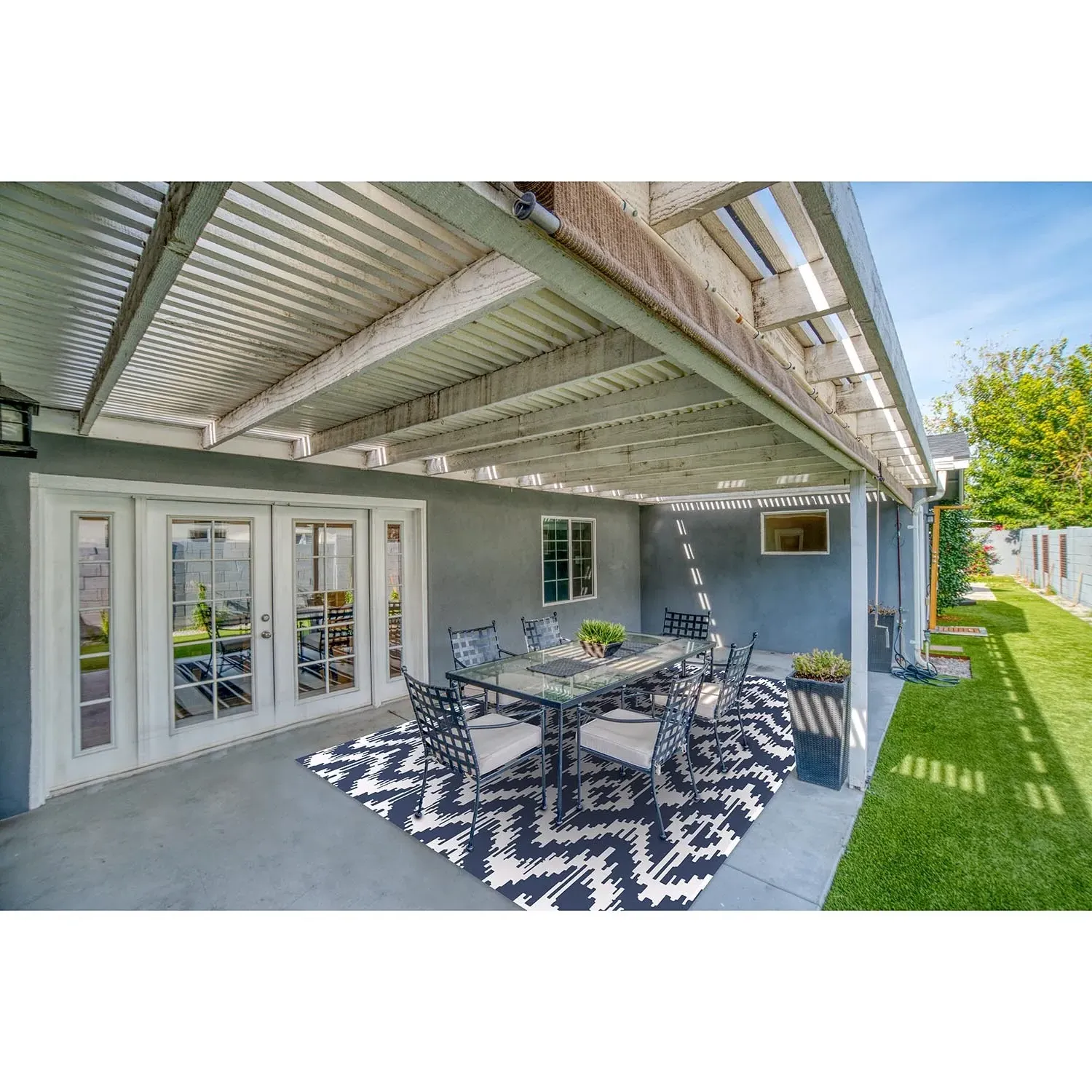 Tribal Geo Outdoor Rug - Slate Blue