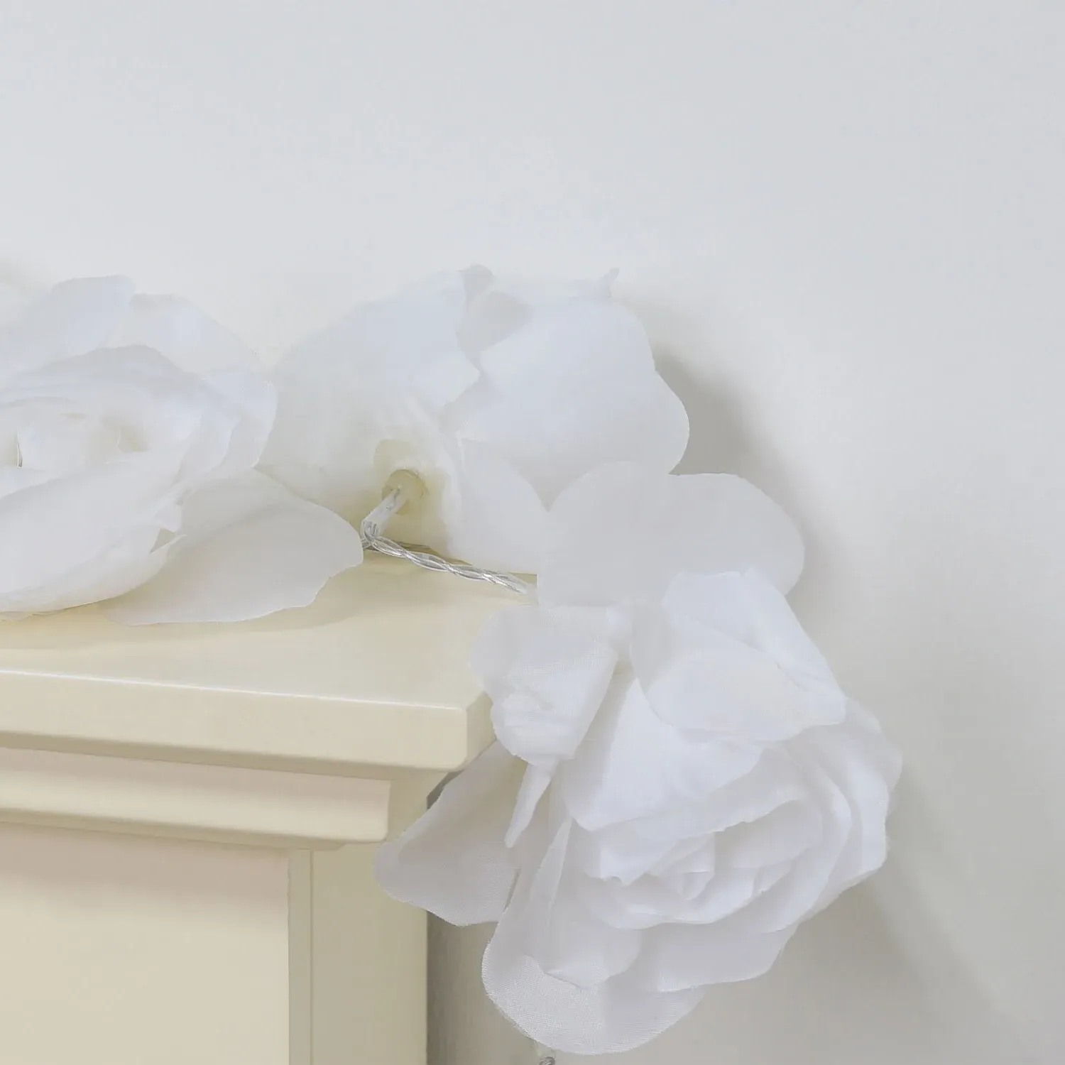 15 LED Rose String Light - White