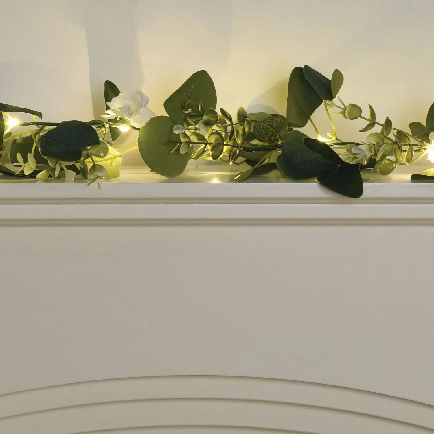 20 LED Floral Garland - White, Green