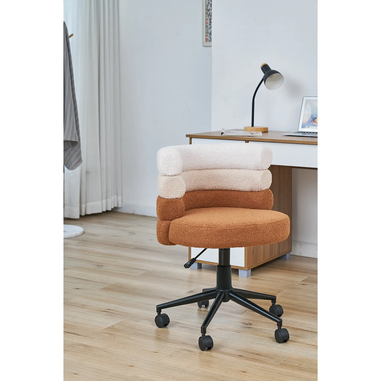 3-Tier Office Chair - Boucle