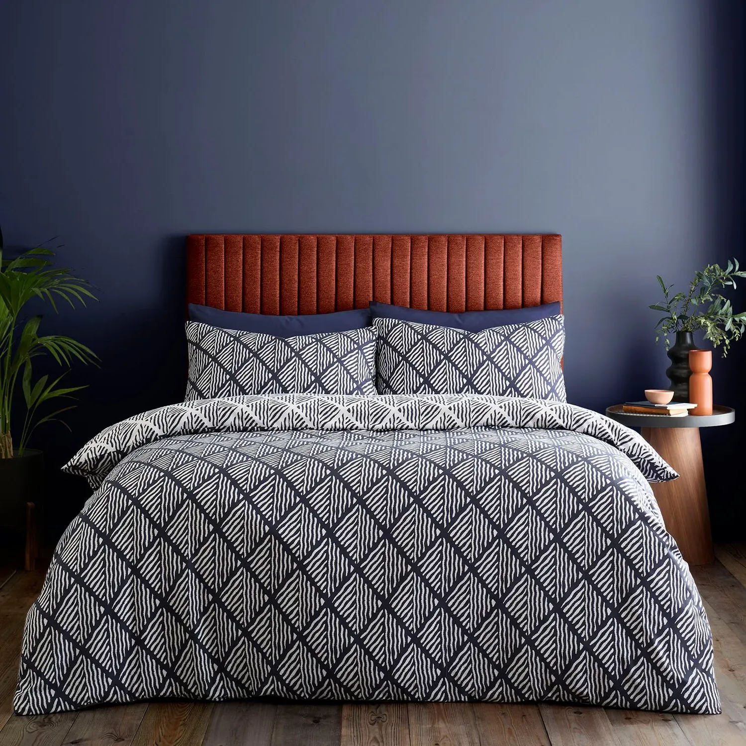 Artemis King Size Duvet Set - Navy