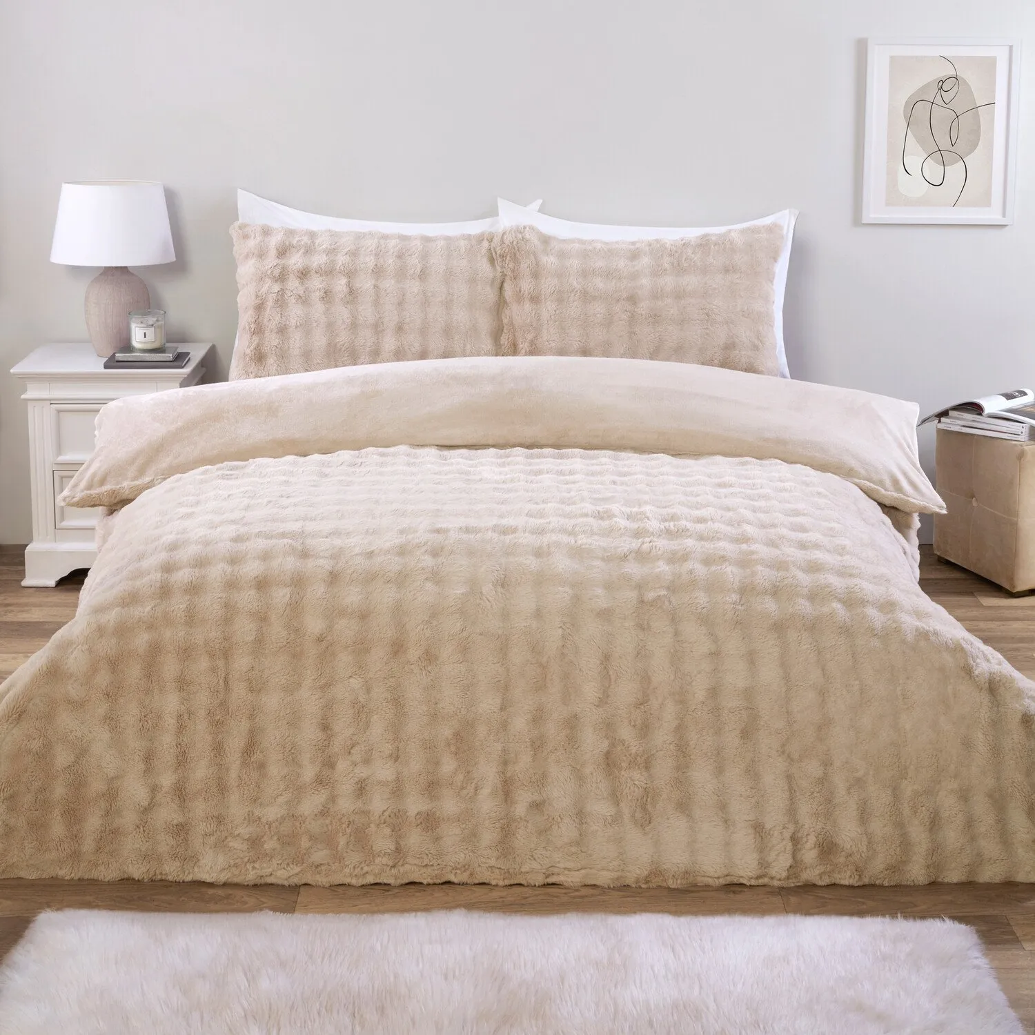 Aurora Super King Faux Fur Duvet Set - Champagne