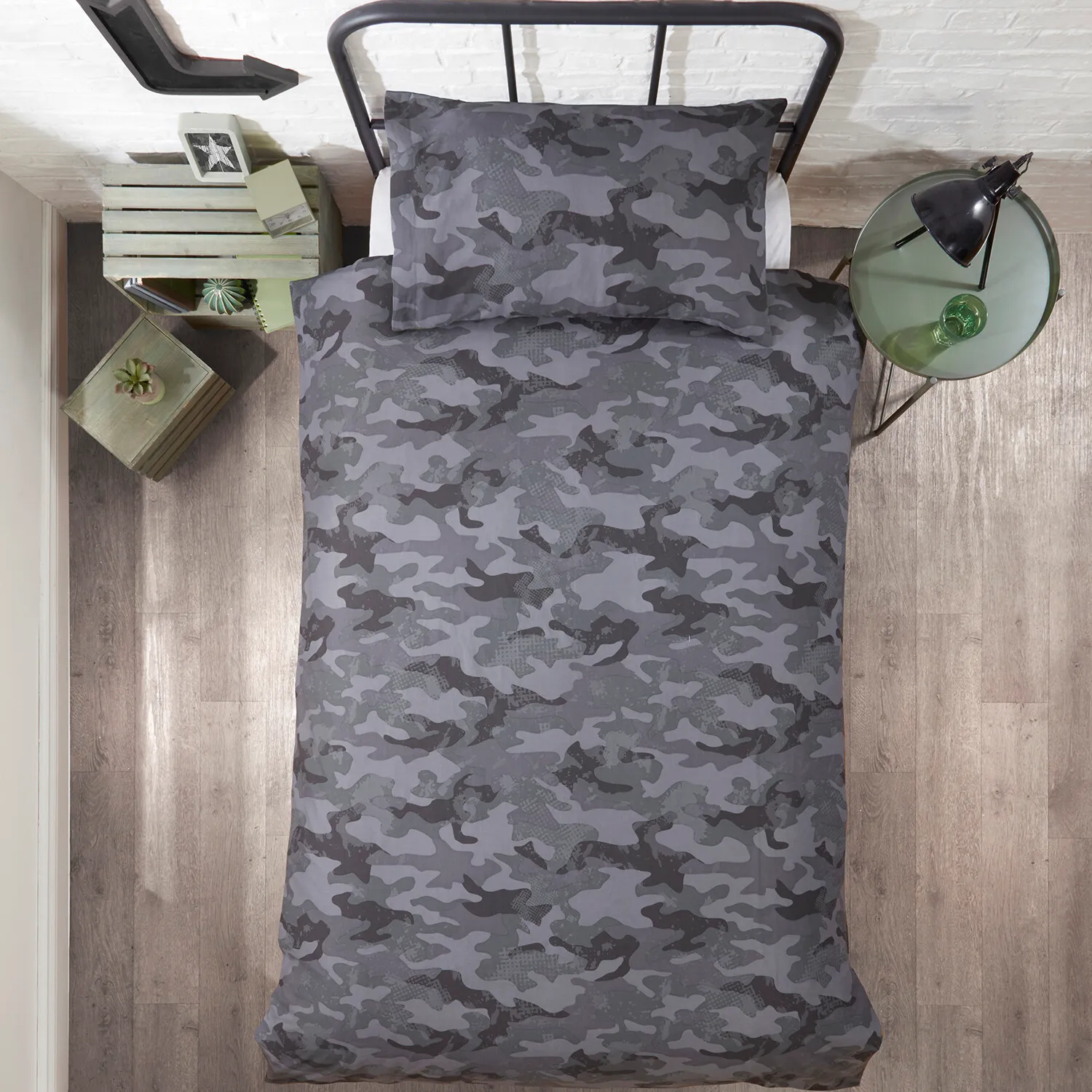 Be Wild Camouflage Duvet Cover and Pillow Case Set