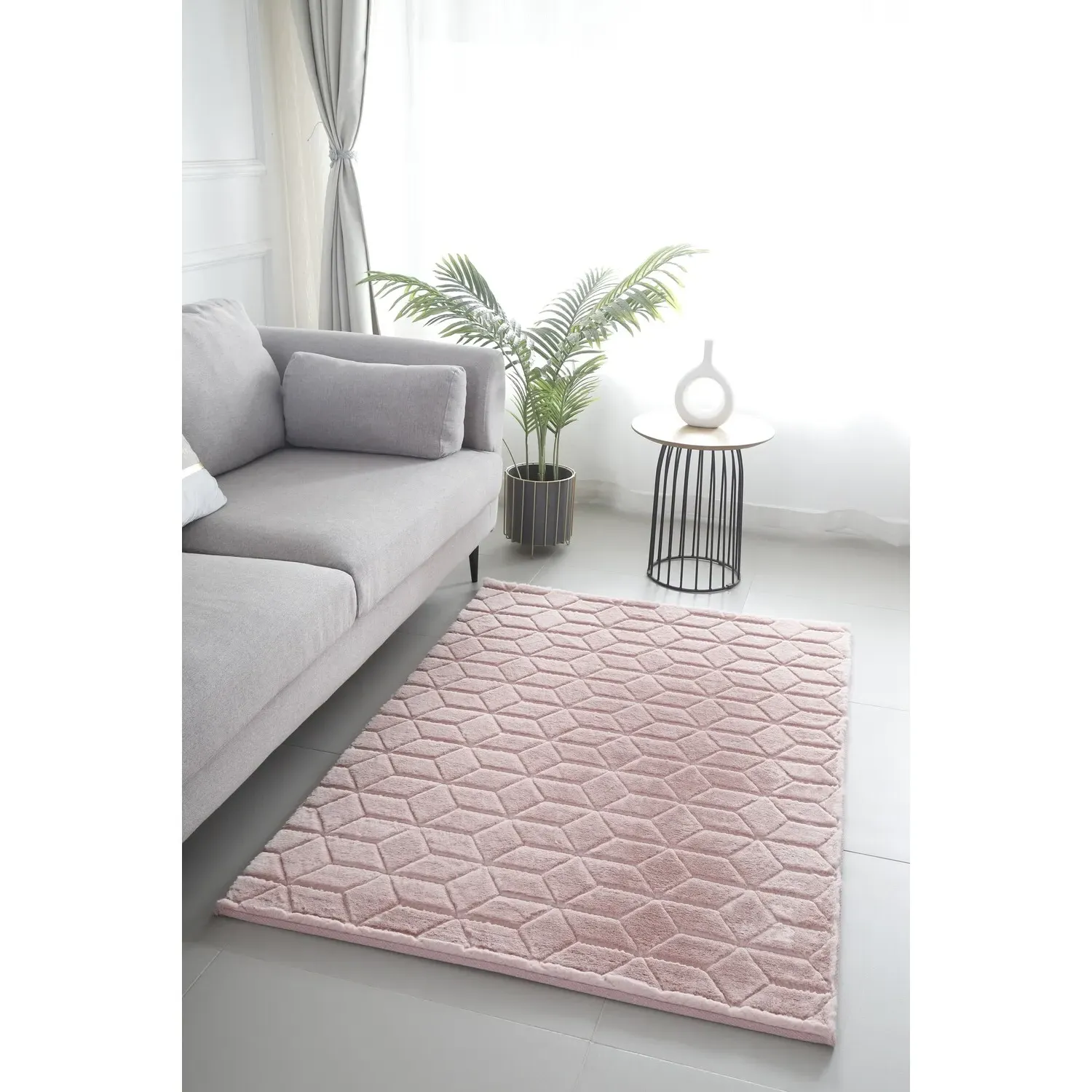 Blossom Geo Faux Fur Rug