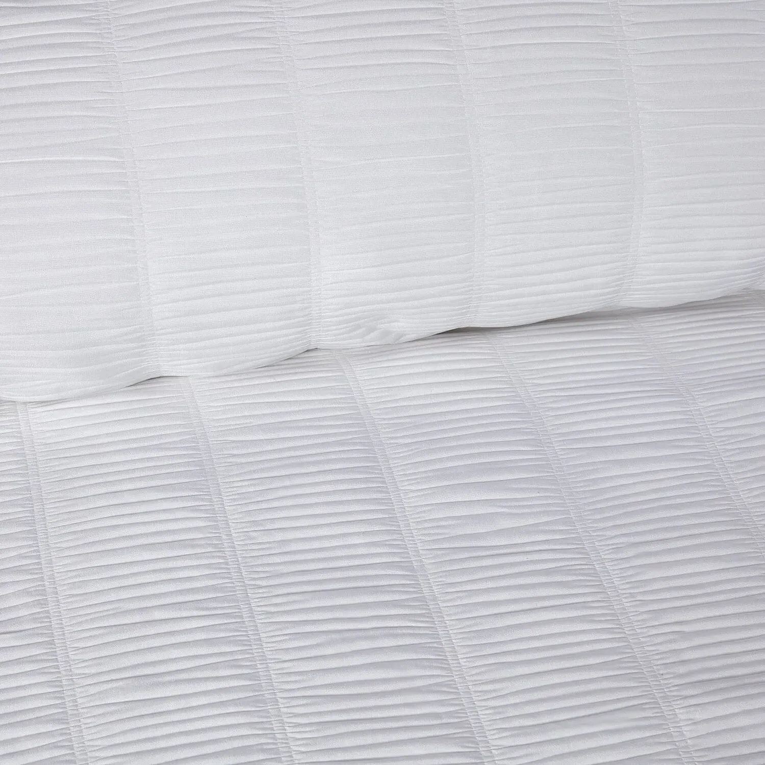 Cassie Crinkle Stripe Super King Duvet Set - White