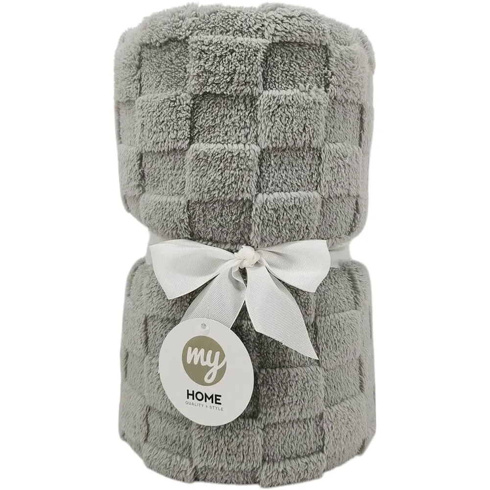 Checkerboard Sherpa Throw - Grey