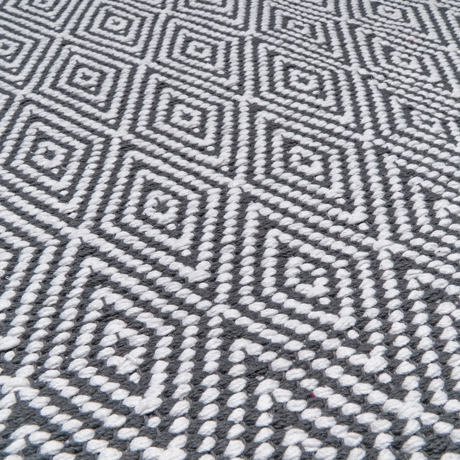 Chindi Diamond Geo Rug - Charcoal