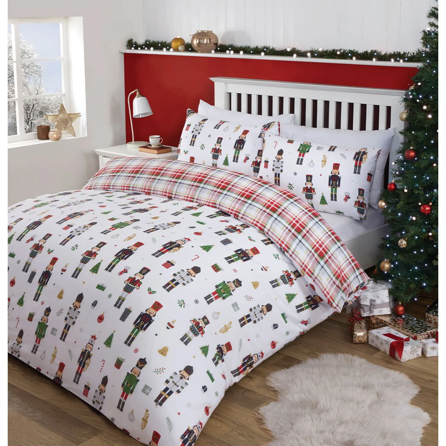 Christmas Nutcrackers Double Duvet Cover Set - White