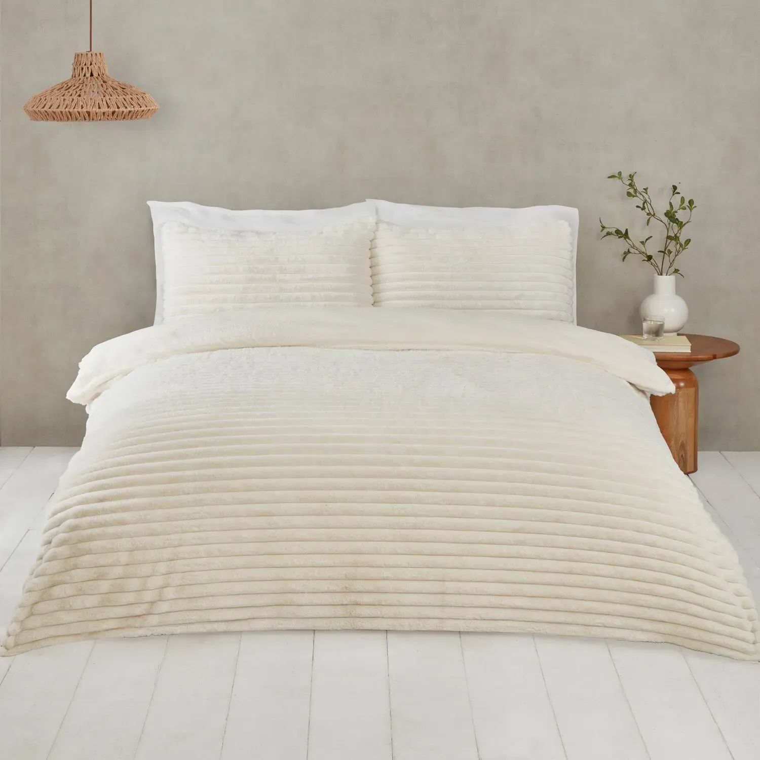 Colorado Double Faux Fur Duvet Set - Ivory