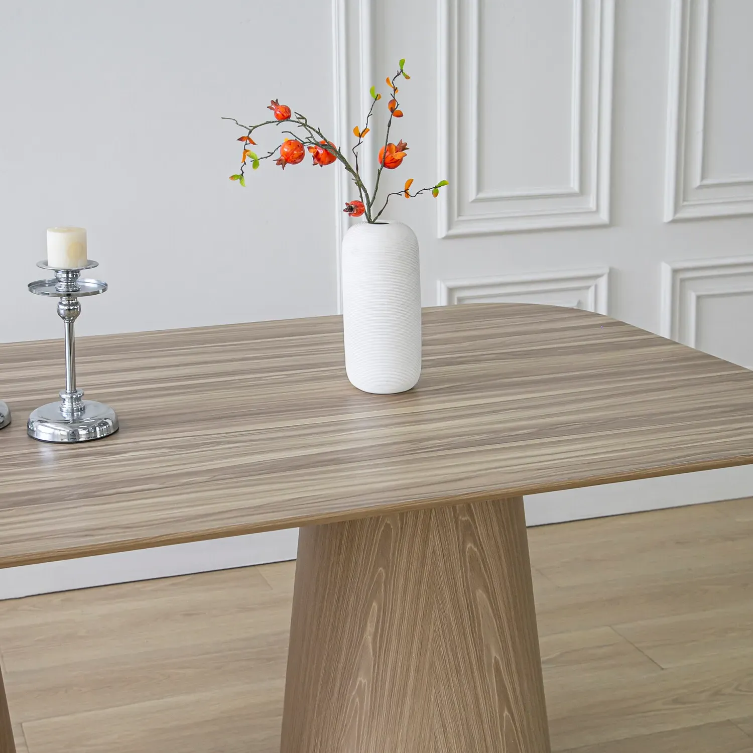 Elowyn Dining Table - Natural