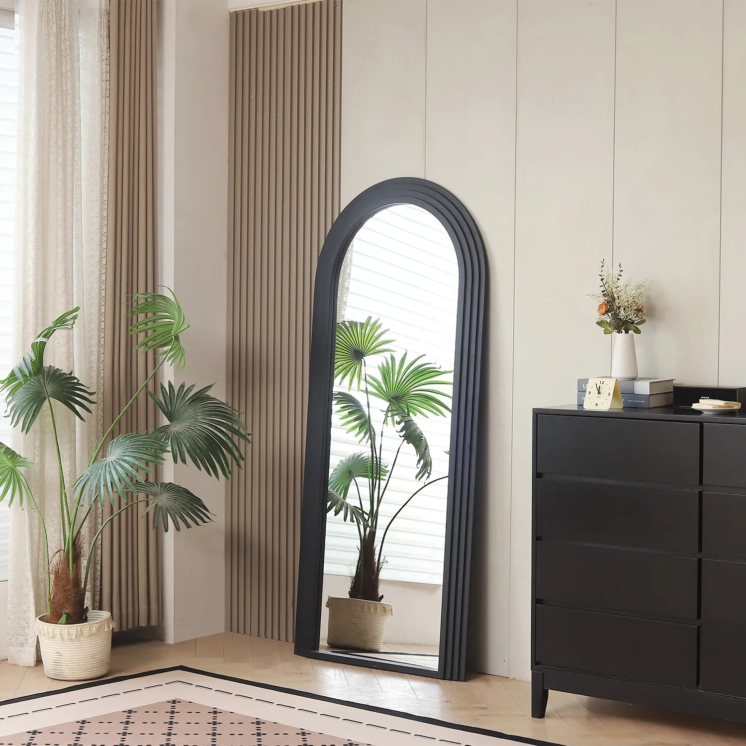 Evie Ridged Arch Lean Mirror - Black