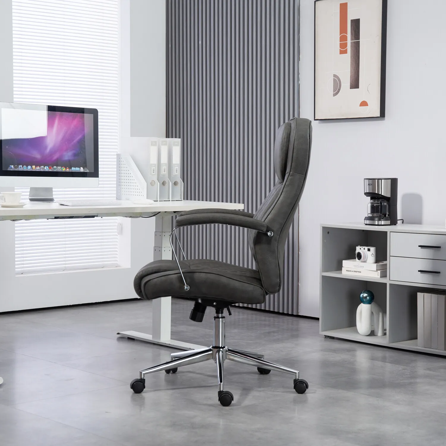 Executive Office Chair with Armrests - Grey