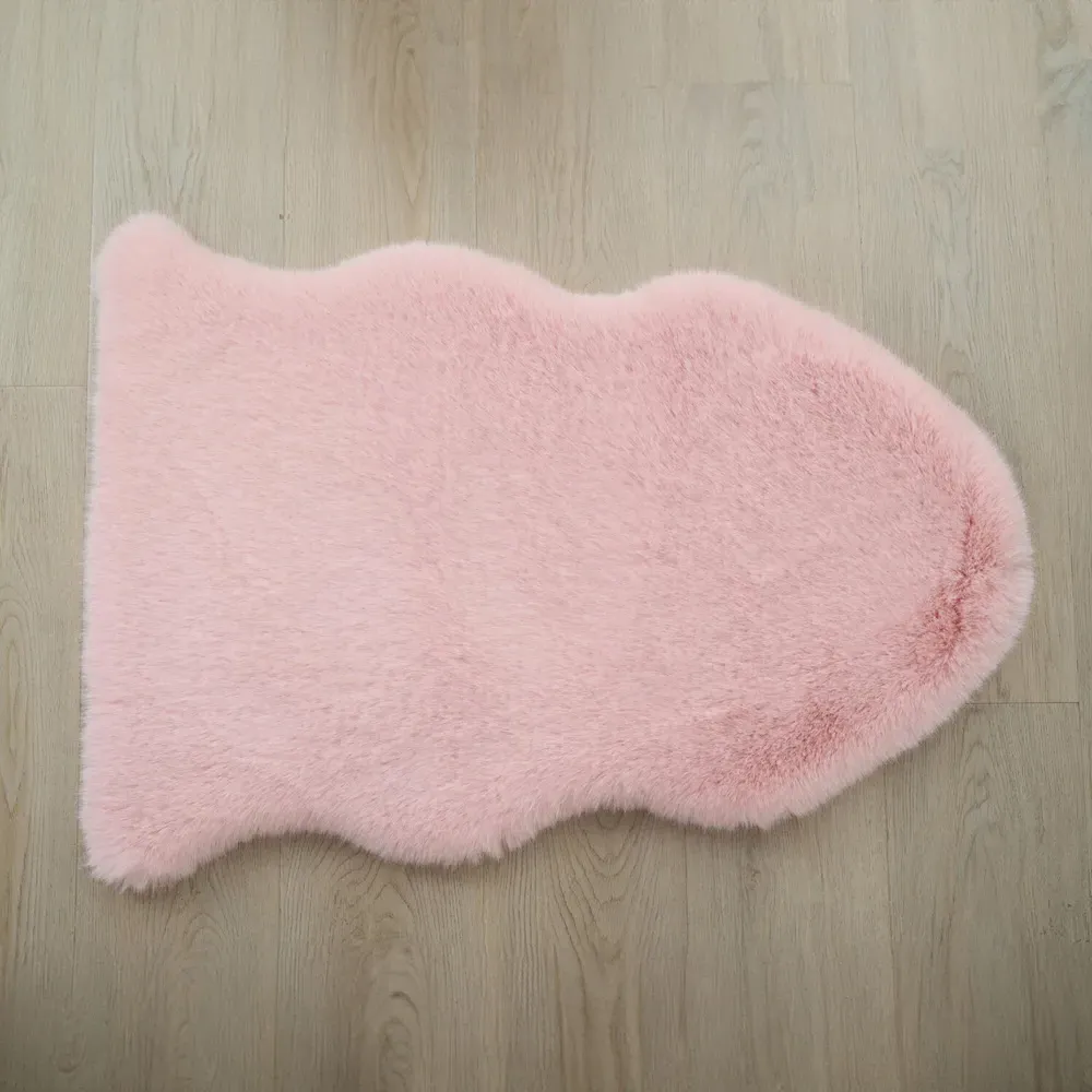 Faux Fox Fur Rug - Pink