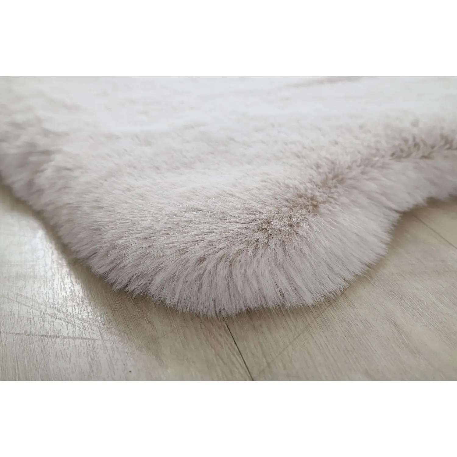 Faux Fur Deluxe Rug - Mink