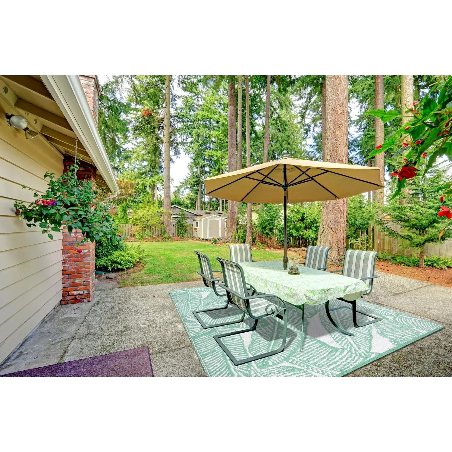 Fine Leaf Outdoor Rug - Green