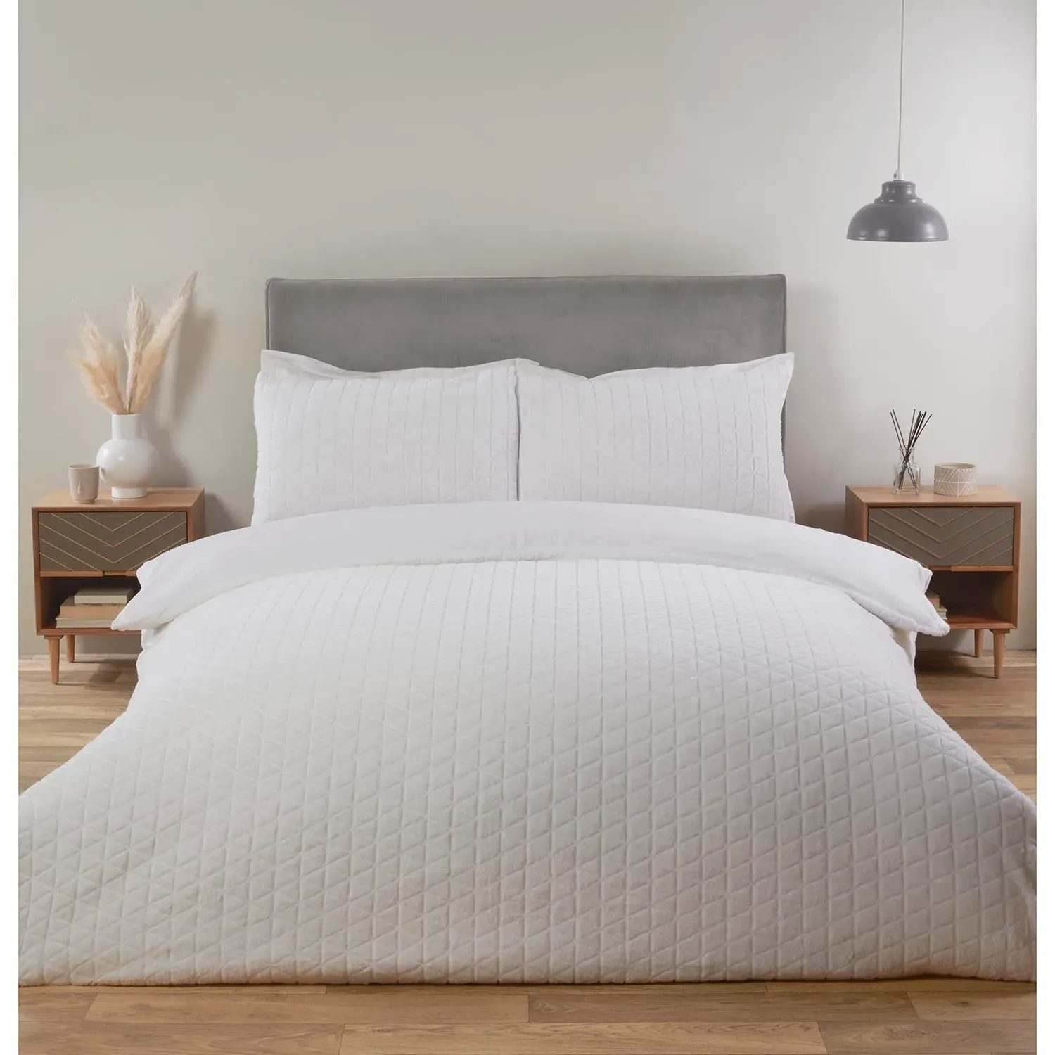 Geo Double Duvet Cover and Pillowcase Set - White, Faux Fur image