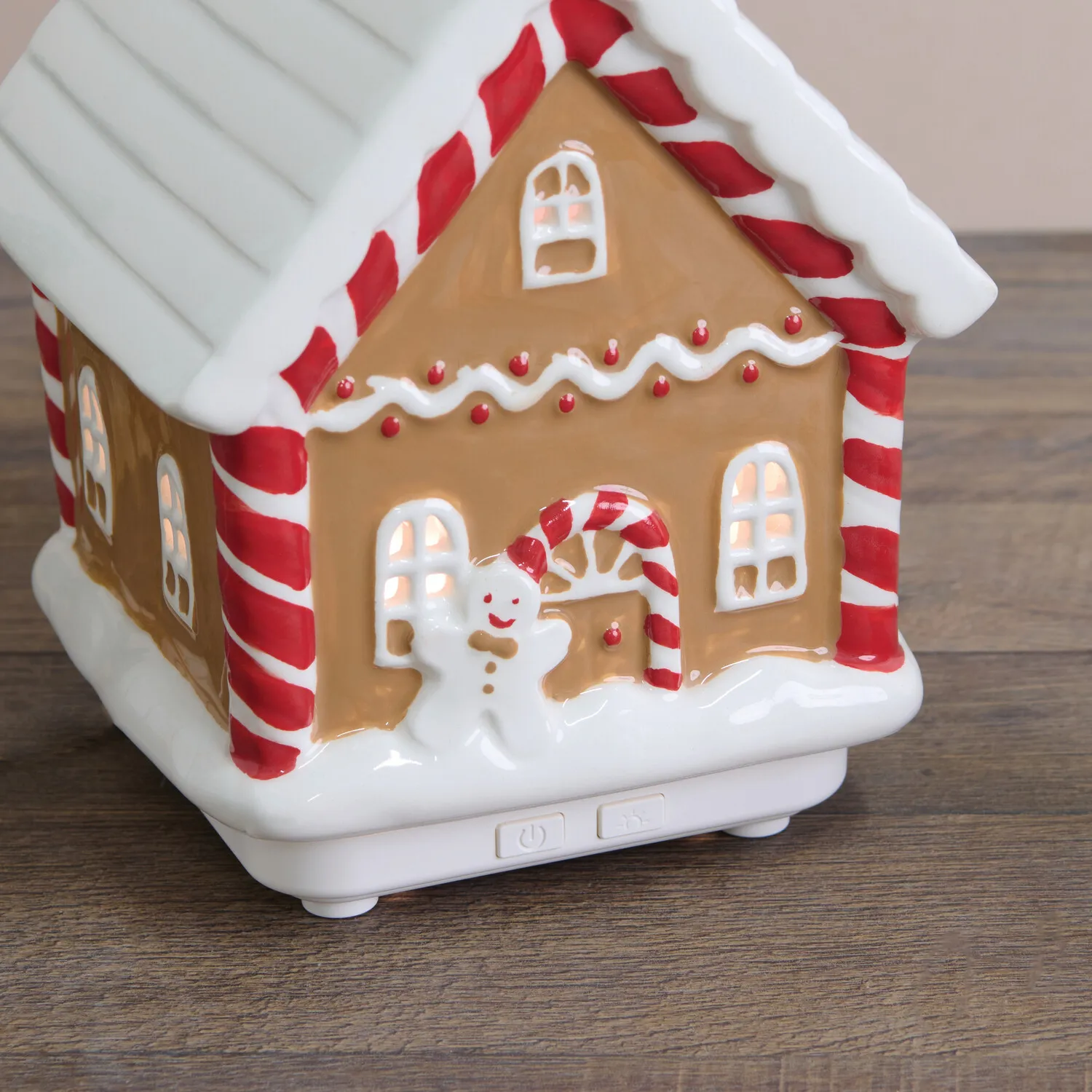 Gingerbread House Diffuser - Brown