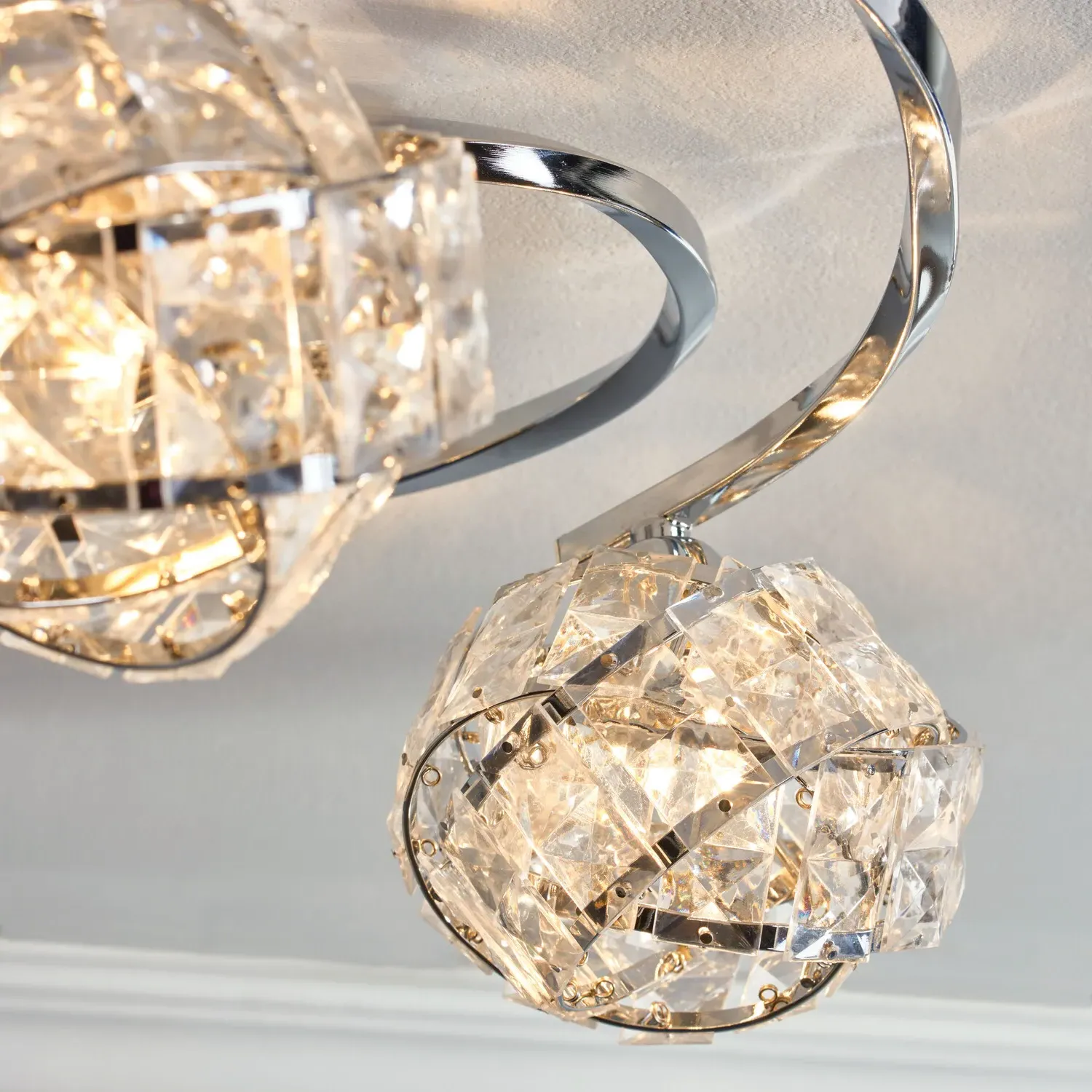 Jewel Twisted 3 Light Ceiling Fitting - Acrylic