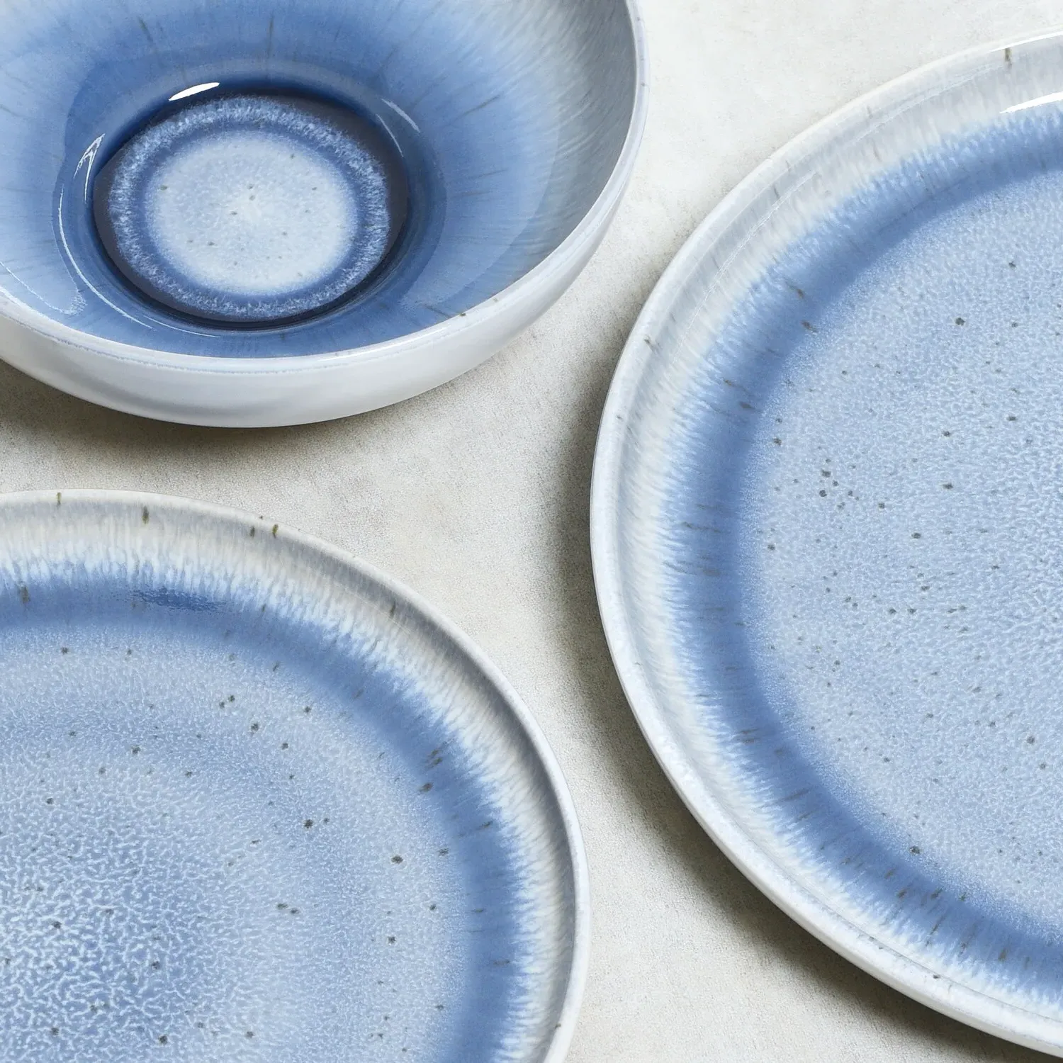 Lagoon Plate - Blue