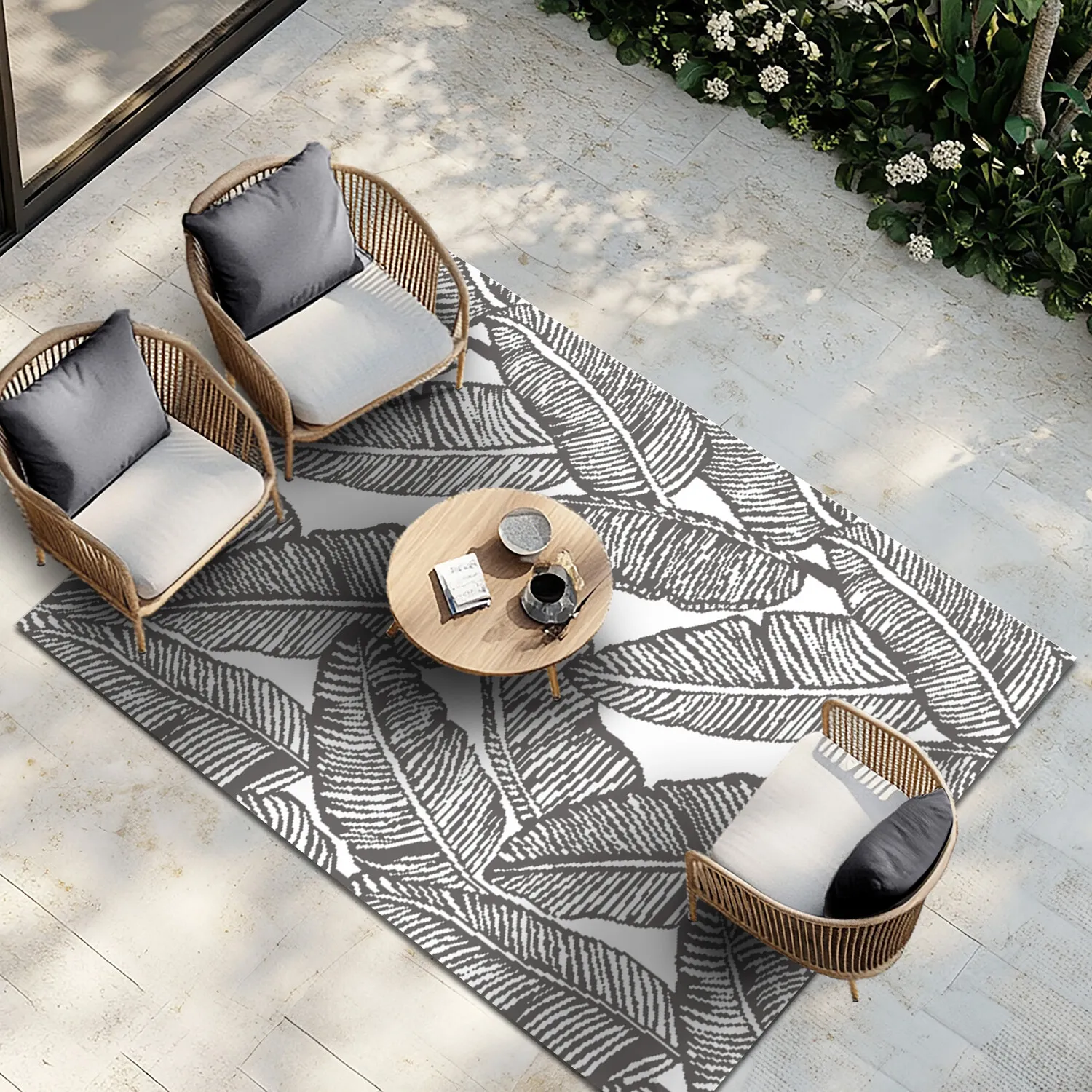 Leaf Outdoor Rug - Charcoal Grey