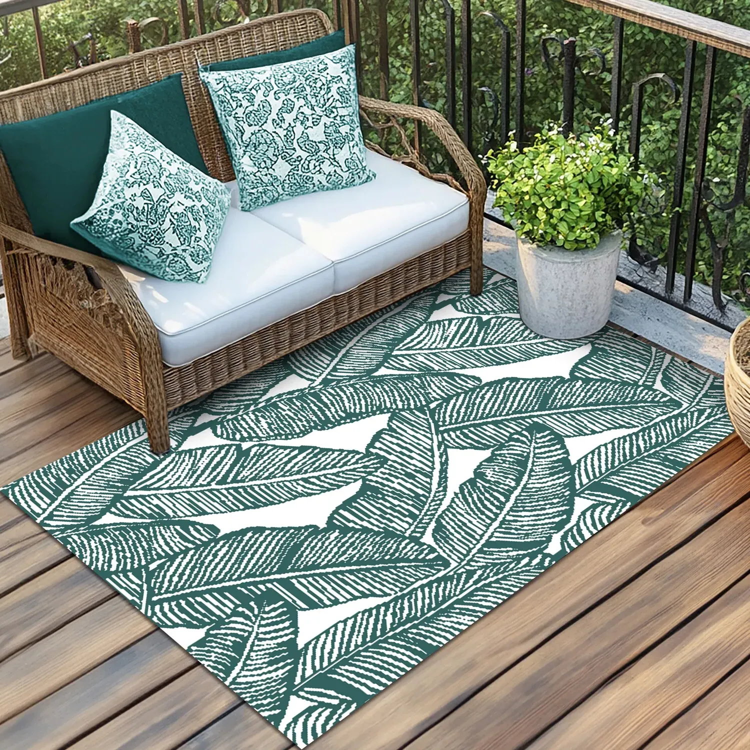 Leaf Outdoor Rug - Green