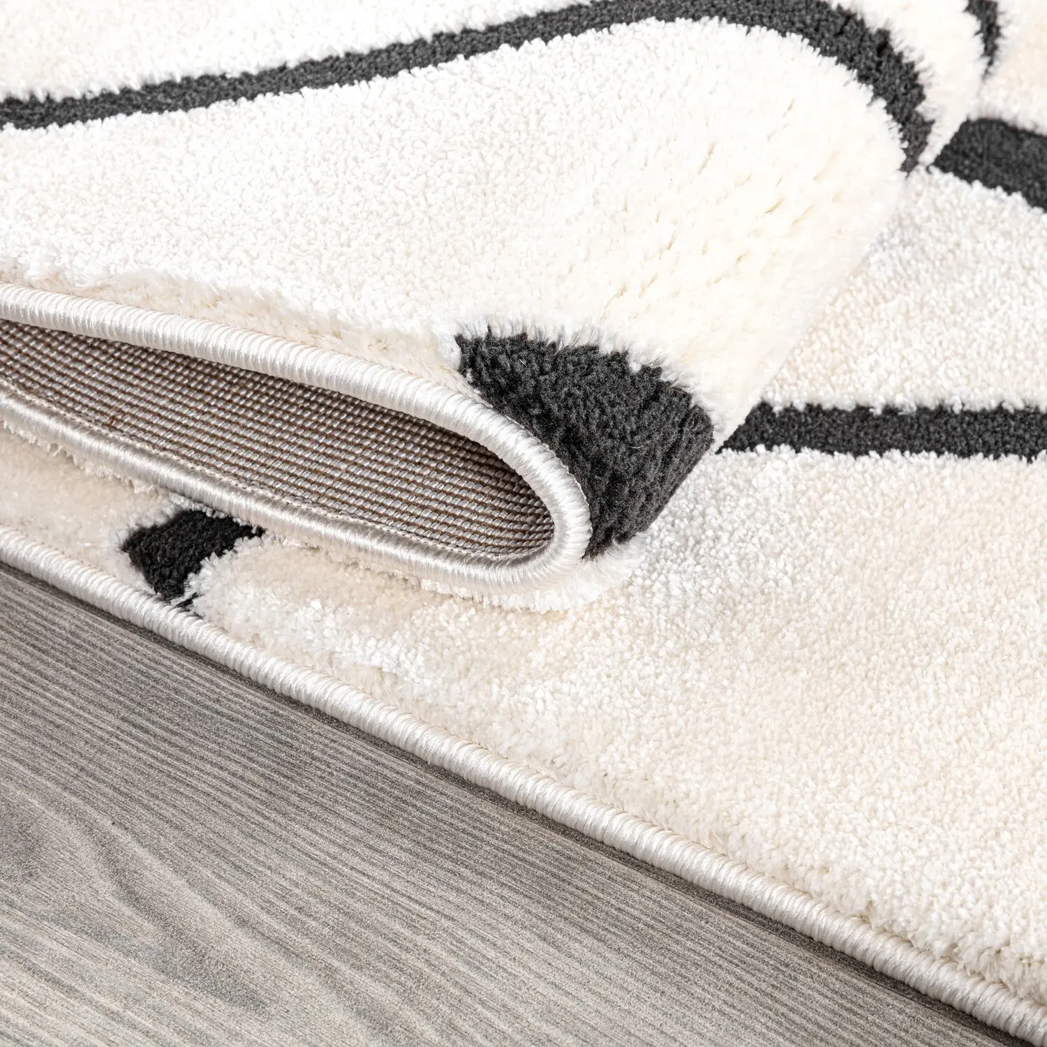 Lemonde Wavy Abstract Rug - Black and White