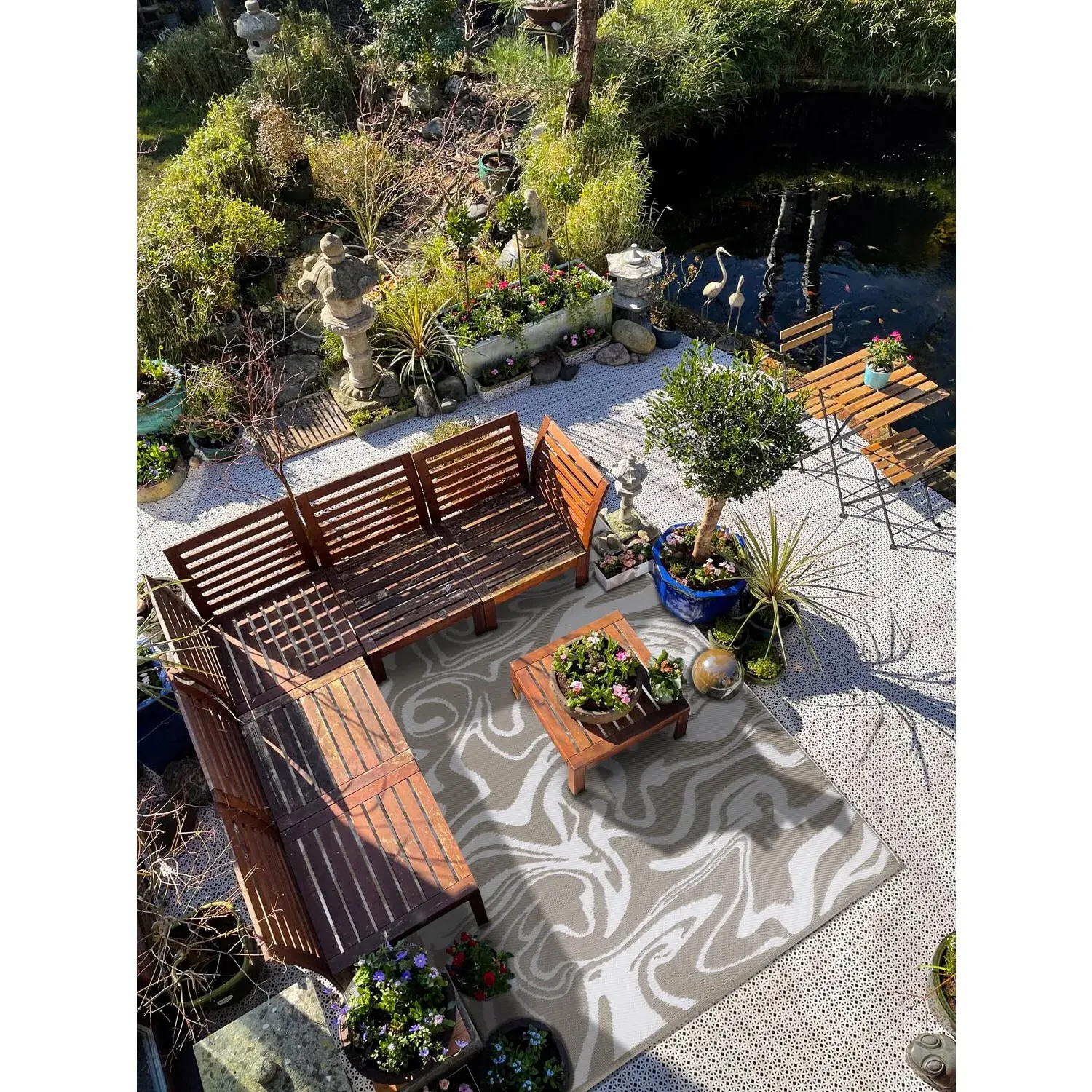 Liquid Marble Outdoor Rug Reversible - Taupe, Recycled Plastic