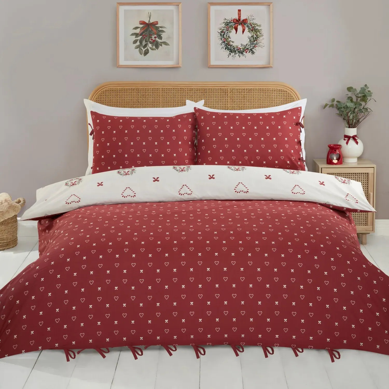 Love at Christmas Super King Duvet Set - Red