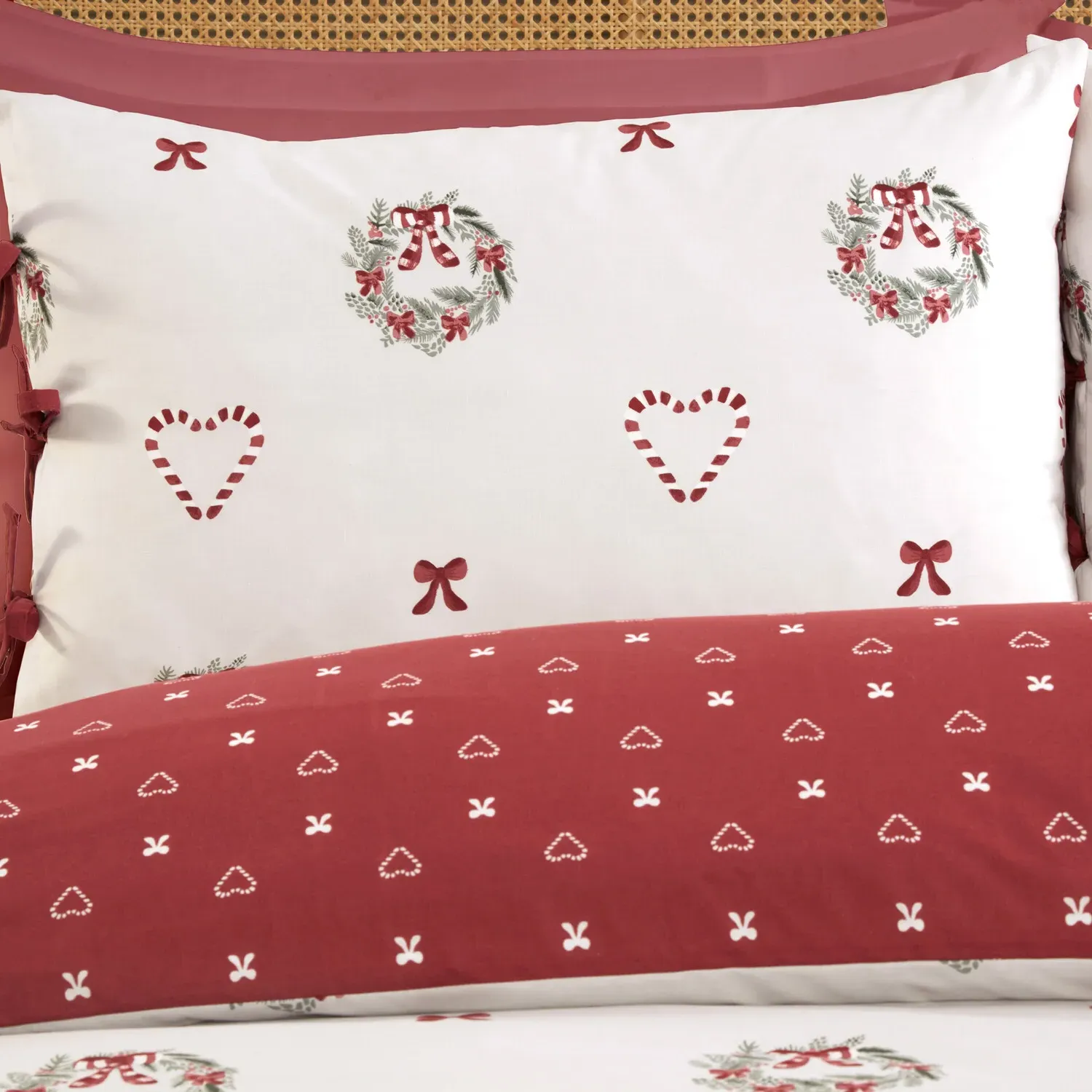 Love at Christmas Super King Duvet Set - Red