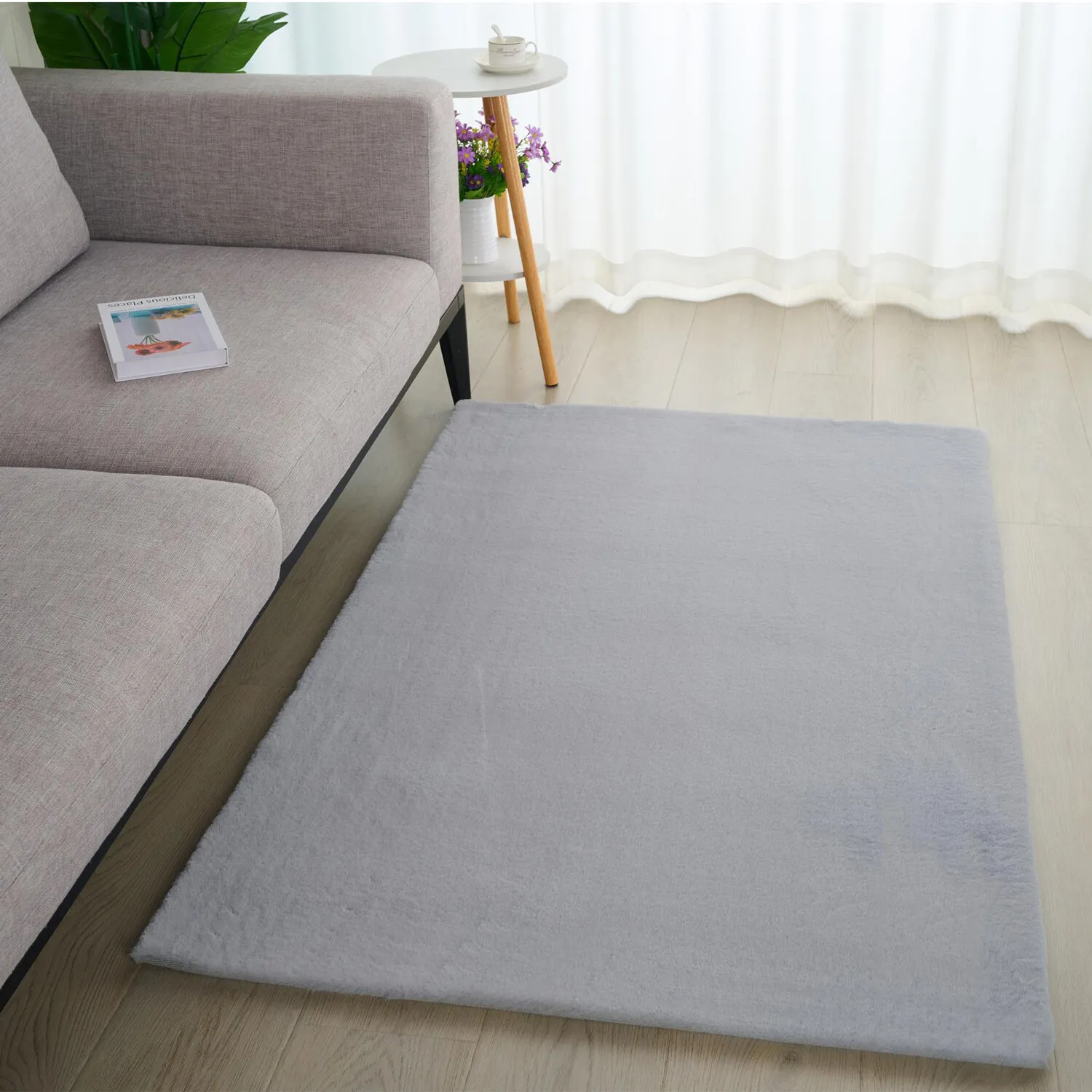 Lux Rabbit Faux Fur Rug - Glacier