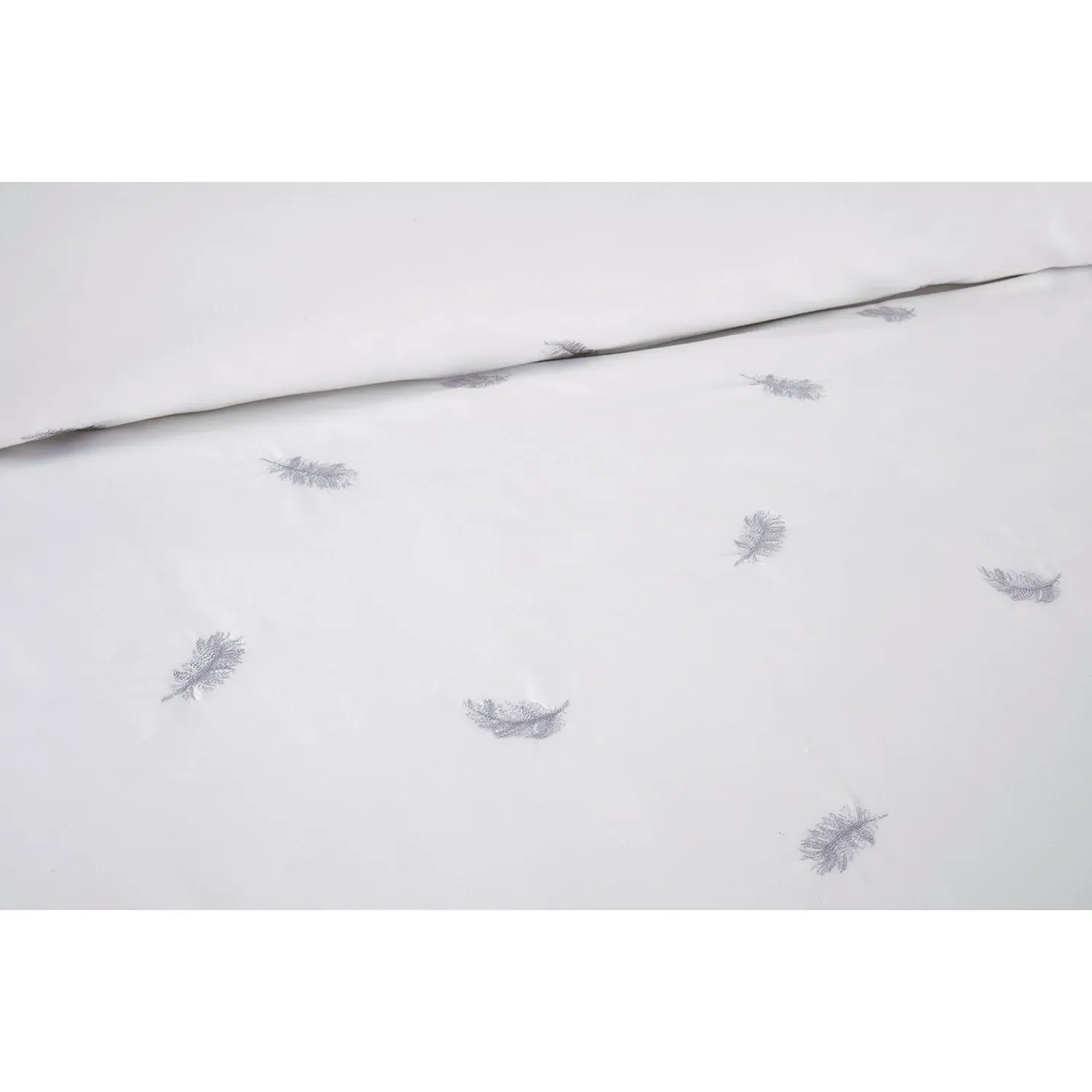 Norah King Size Embroidered Duvet Set - White