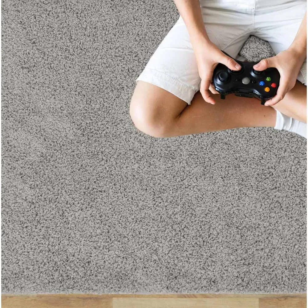 Olympia Shaggy Rug - Silver, Polypropylene