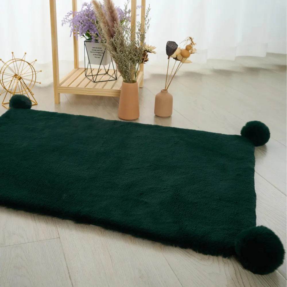 Rabbit Fur Pom Rug - Emerald