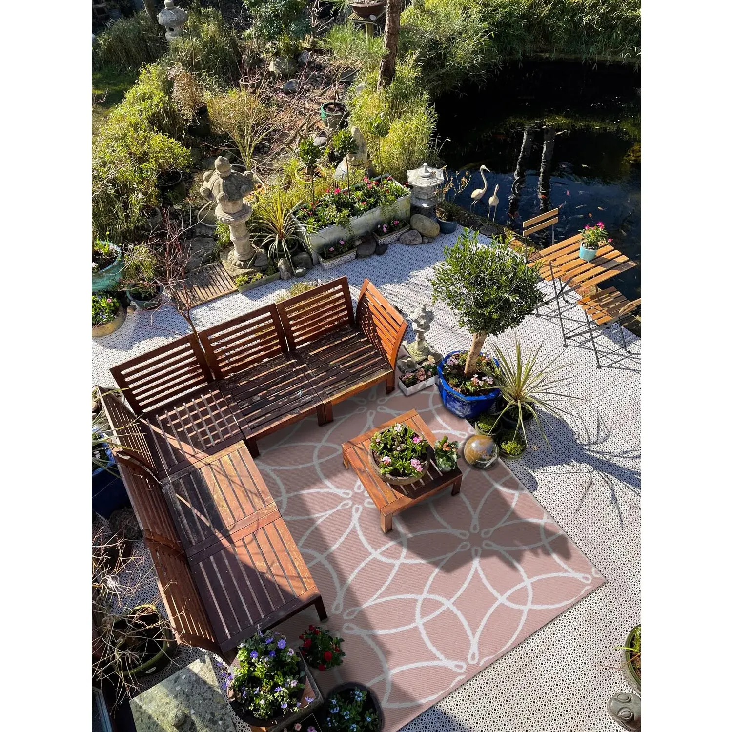 Retro Flower Outdoor Rug - Blush