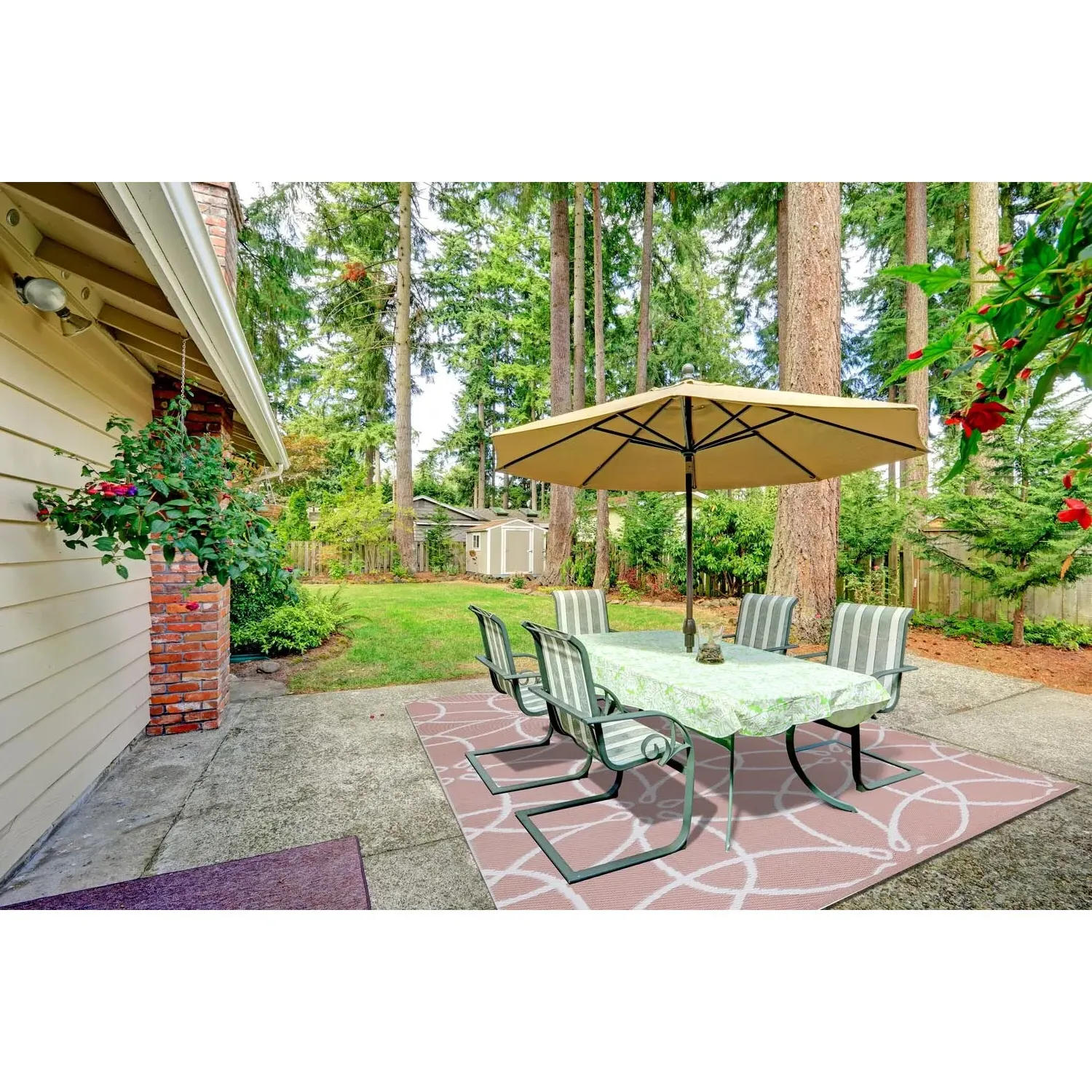 Retro Flower Outdoor Rug - Blush