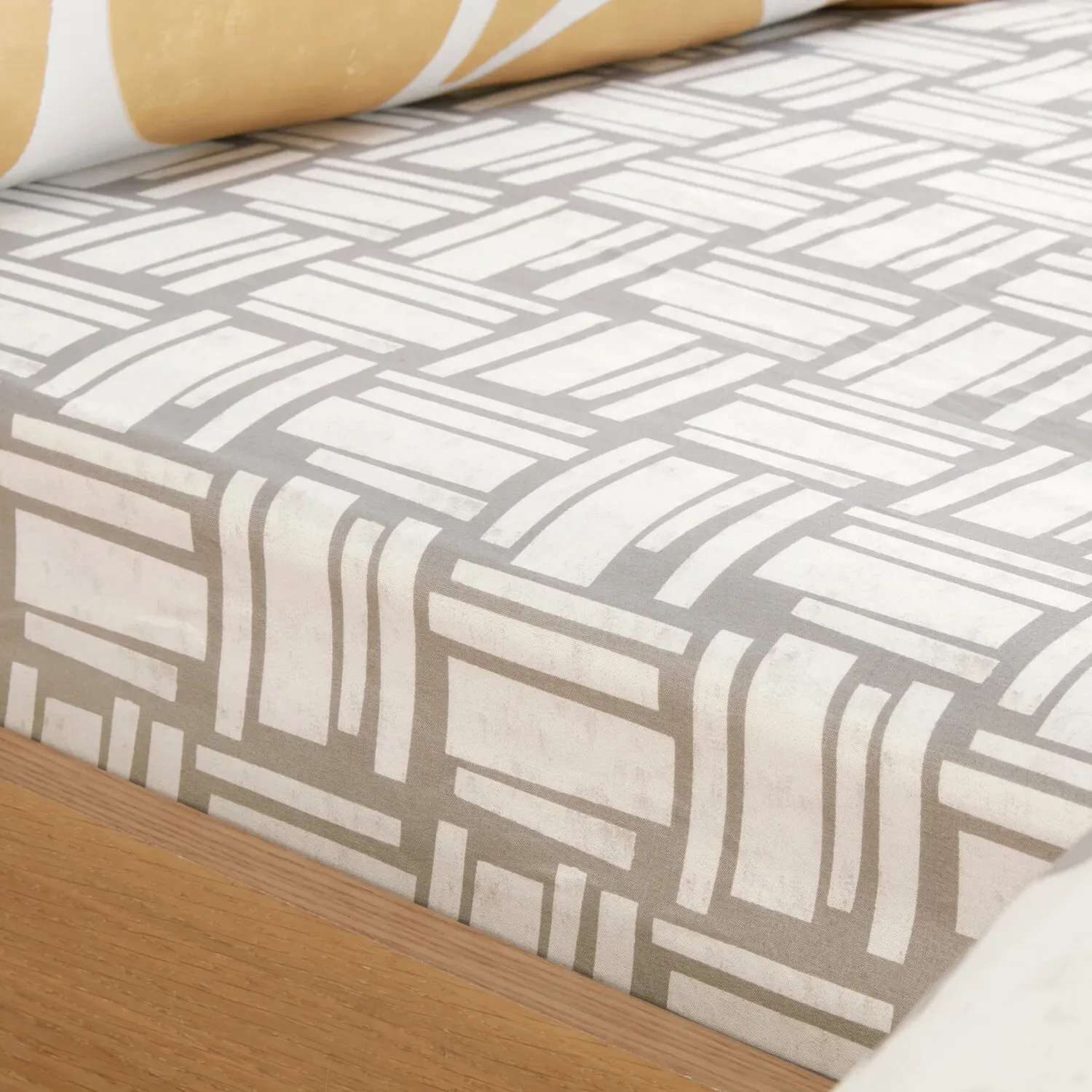 Riley Geo Single Bedding Set - Mustard