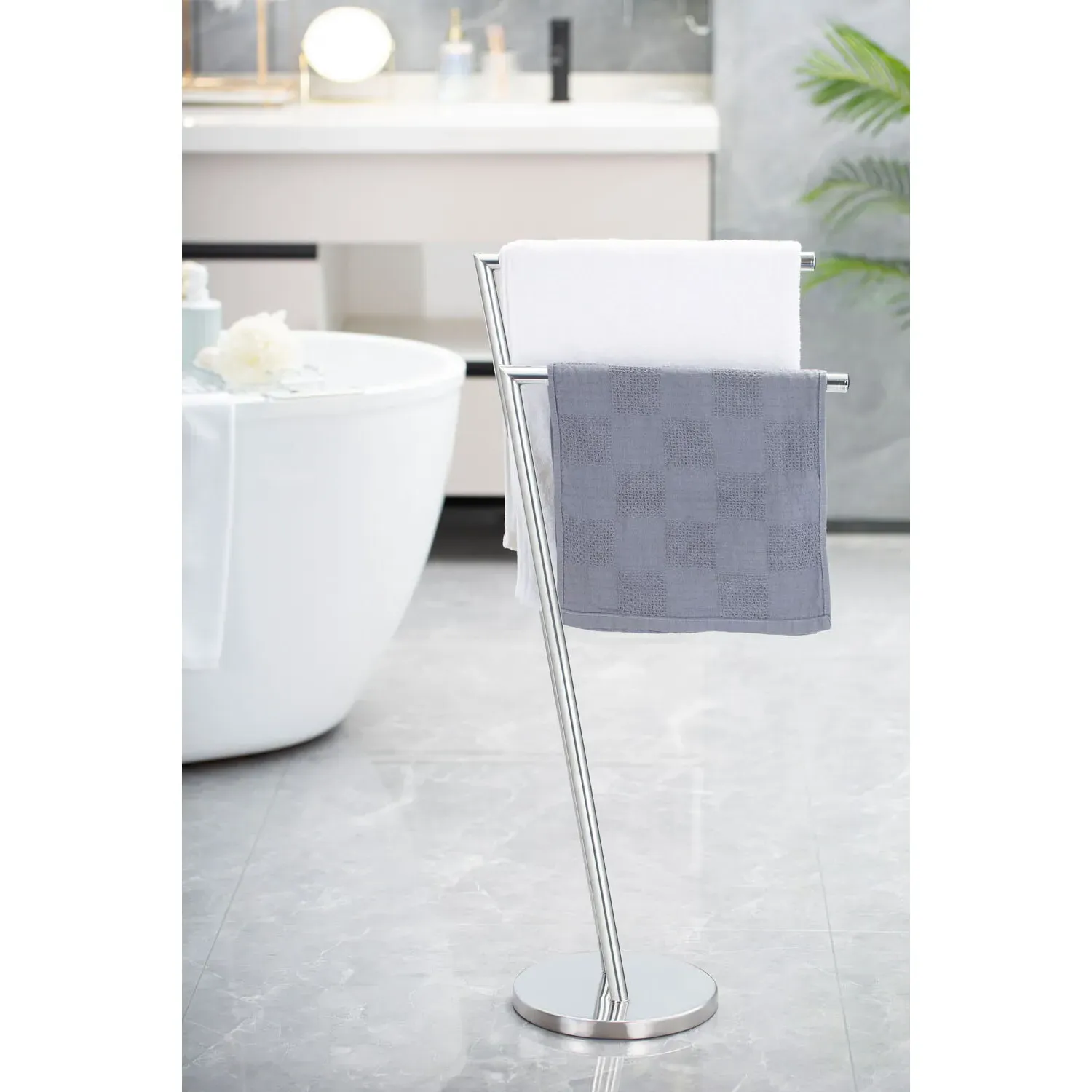 Rotating Towel Rail - Mirror Finish