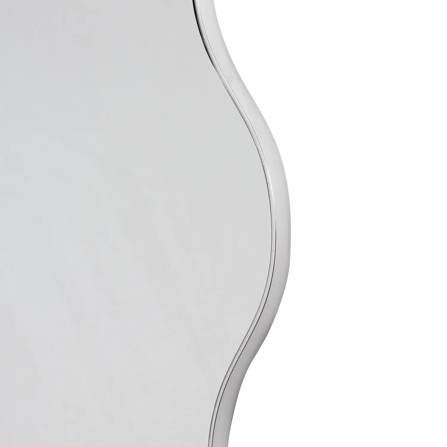 Scalloped Round Mirror - Silver