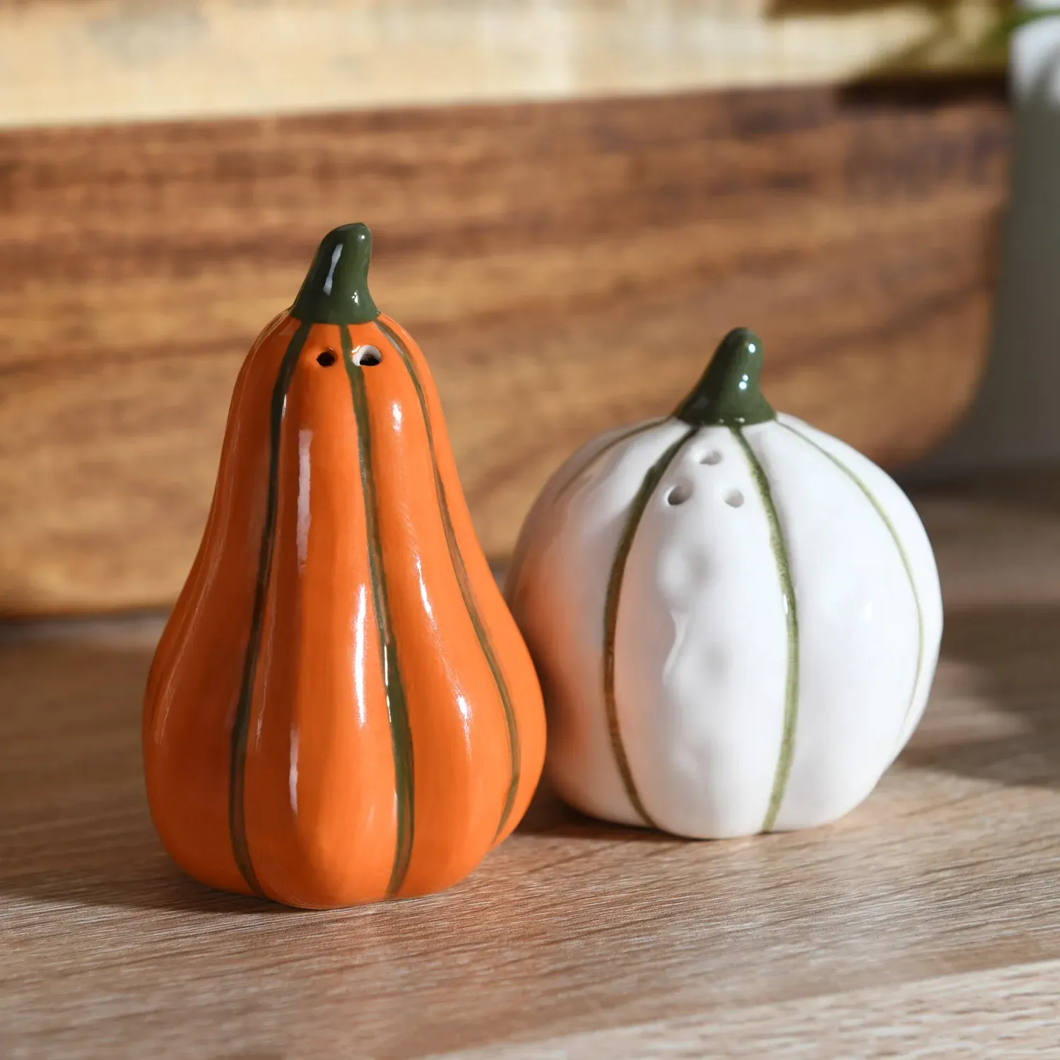 Set of 2 Pumpkin Salt and Pepper Shakers