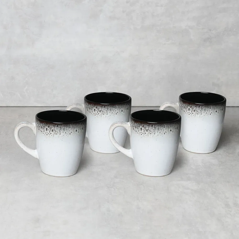 Set of 4 Stoneware Mugs with Black Rim - Black, White