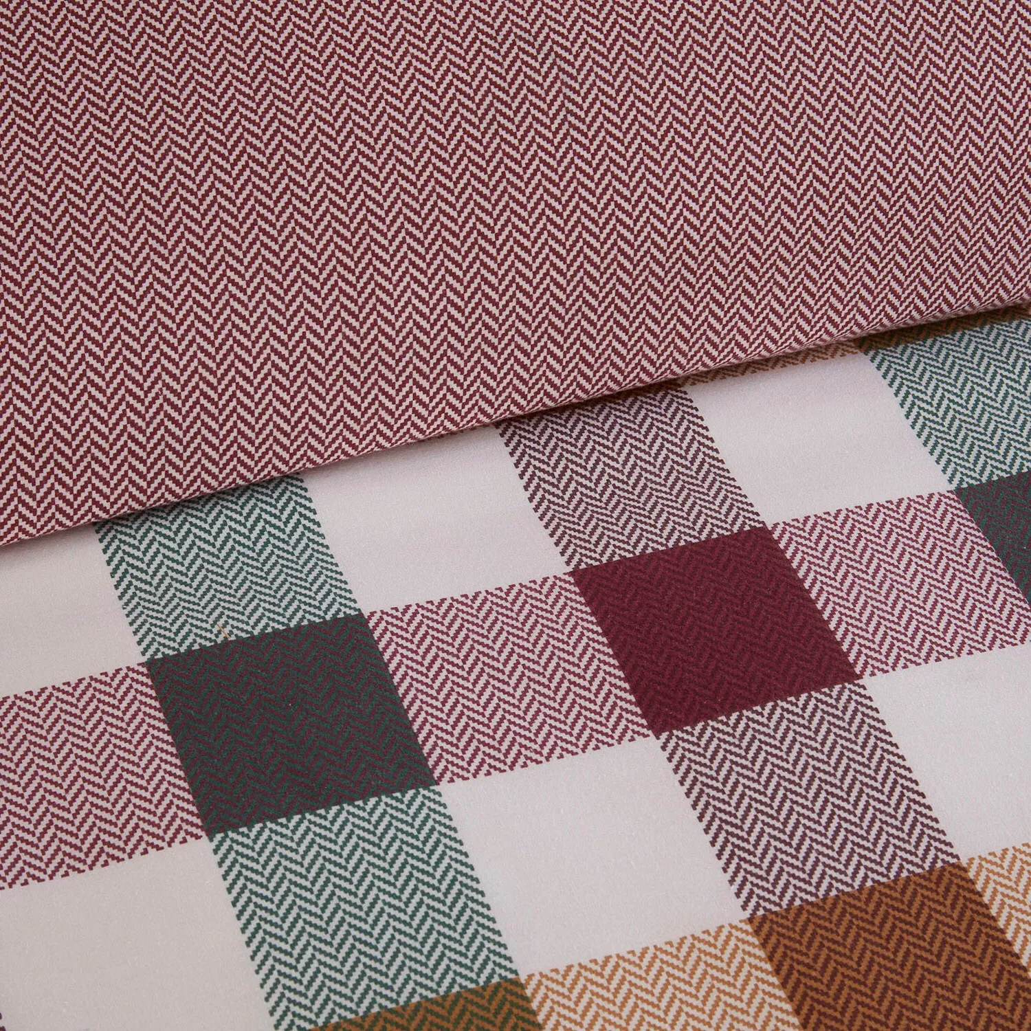 Skye Check King Size Duvet Set - Burgundy