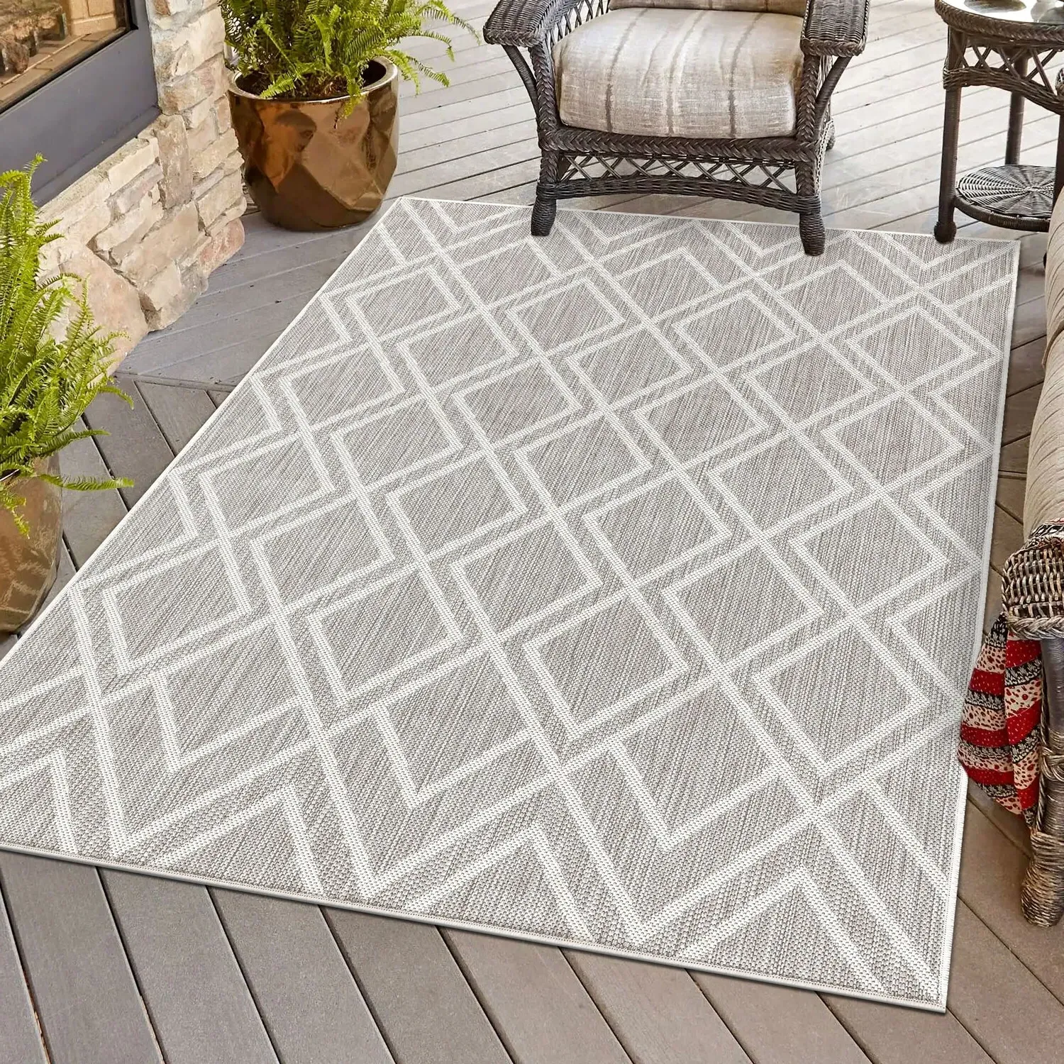 Texas Diamond Indoor and Outdoor Rug - Grey