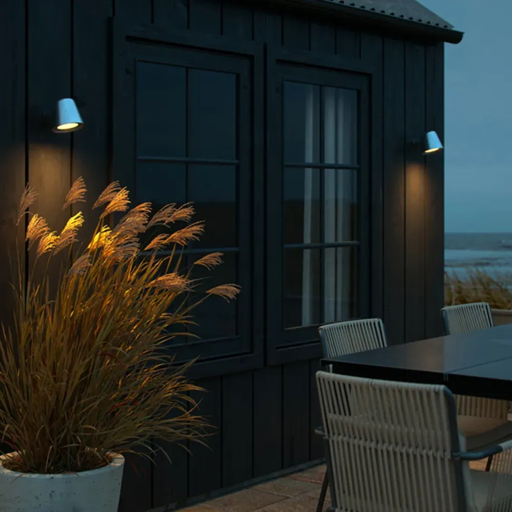 Aleria Wall Light - Silver, Steel