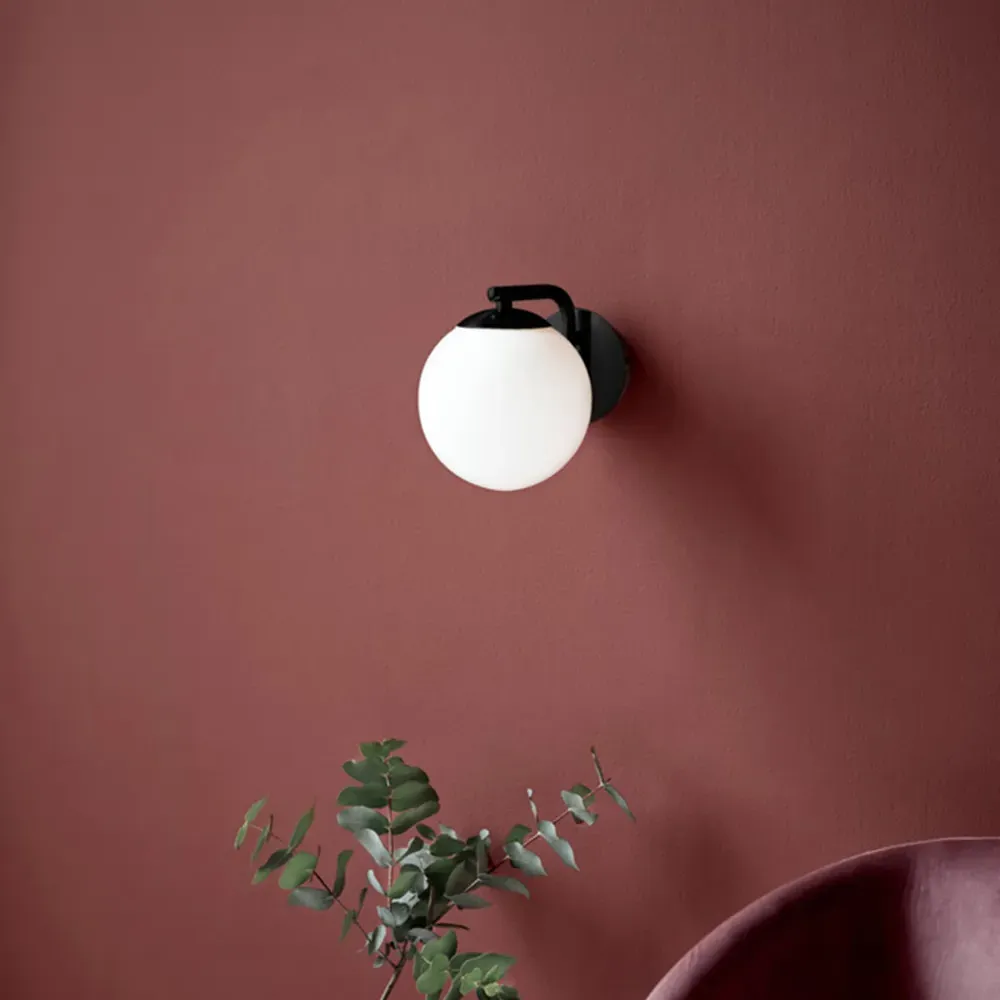 Grant Wall Light - Black