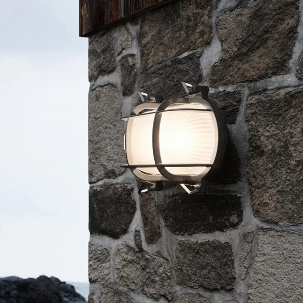 Helford Wall Light - Silver, Brass