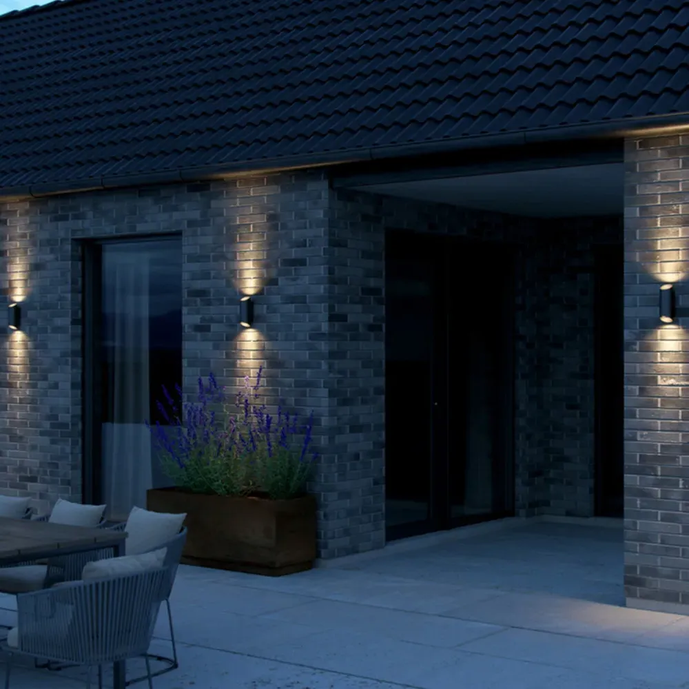 Nico Round Wall Light - Black