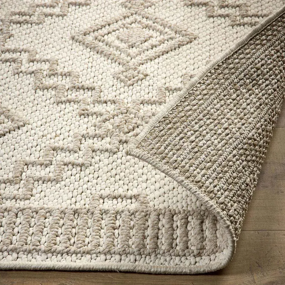 Atlas Diamond Rug - Cream, Polyester